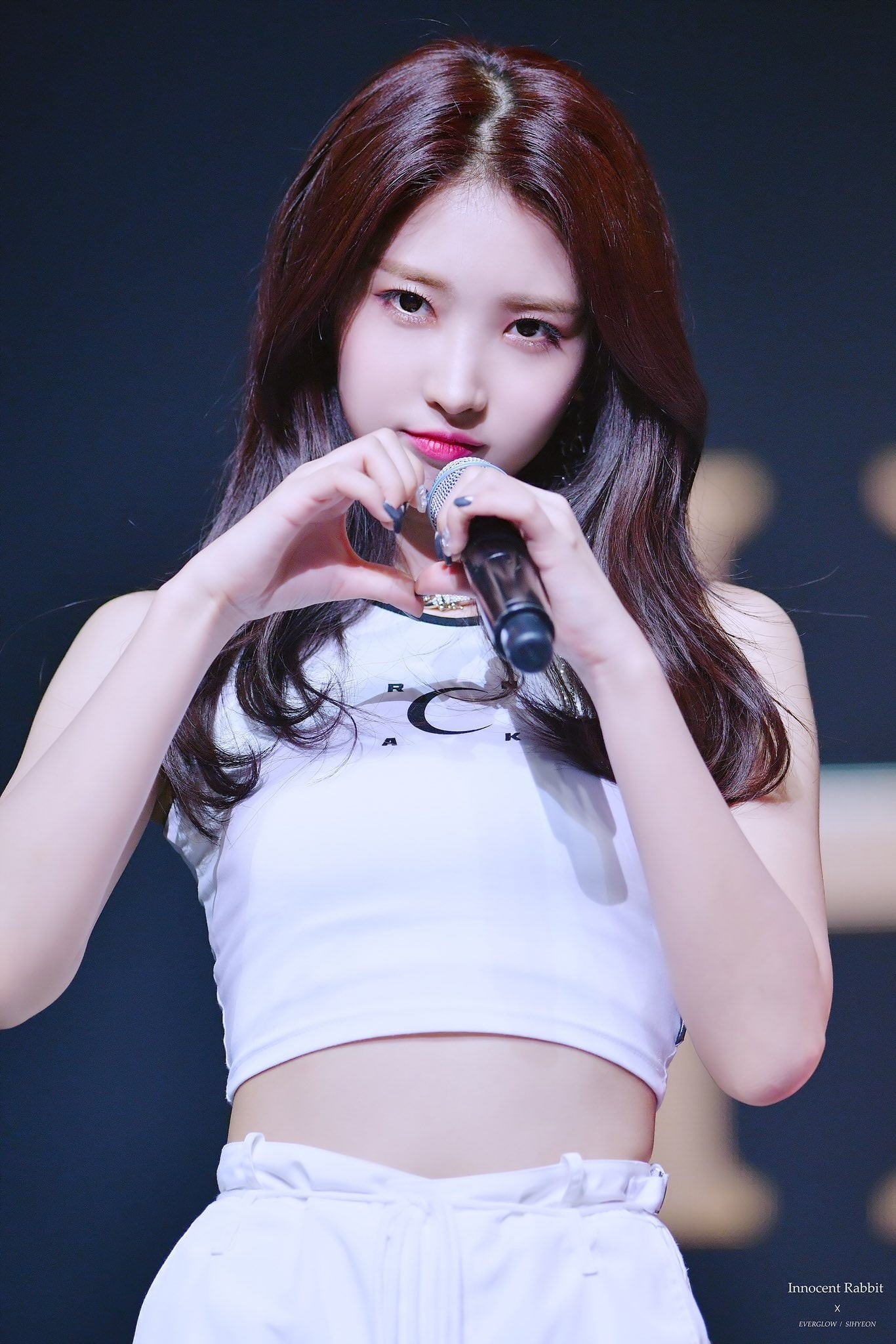 1080P, K-pop, EVERGLOW, Sihyeon (Kim Sihyeon), Phone HD Wallpaper
