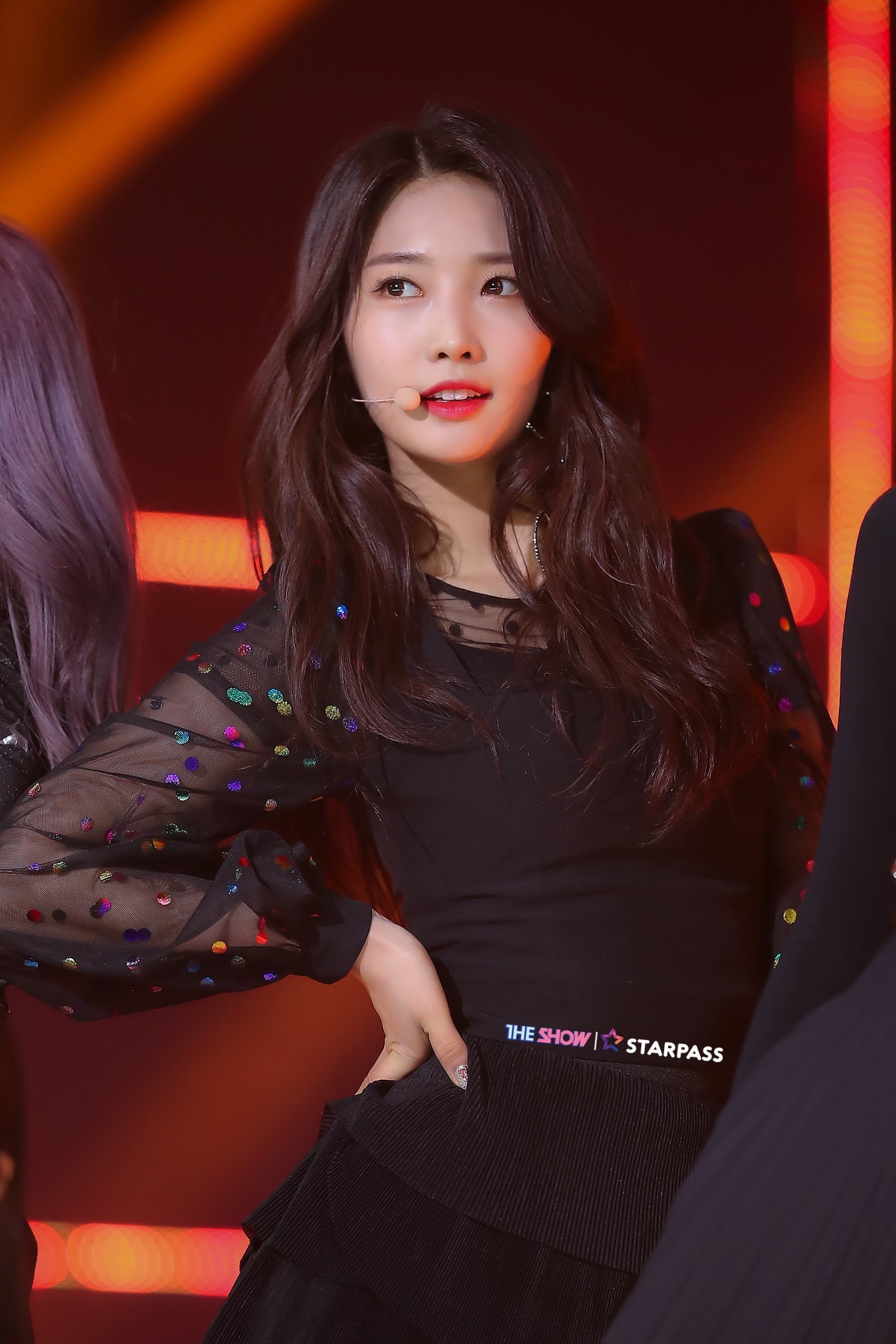 EVERGLOW, K-pop, Sihyeon (Kim Sihyeon), 2K, Phone HD Wallpaper