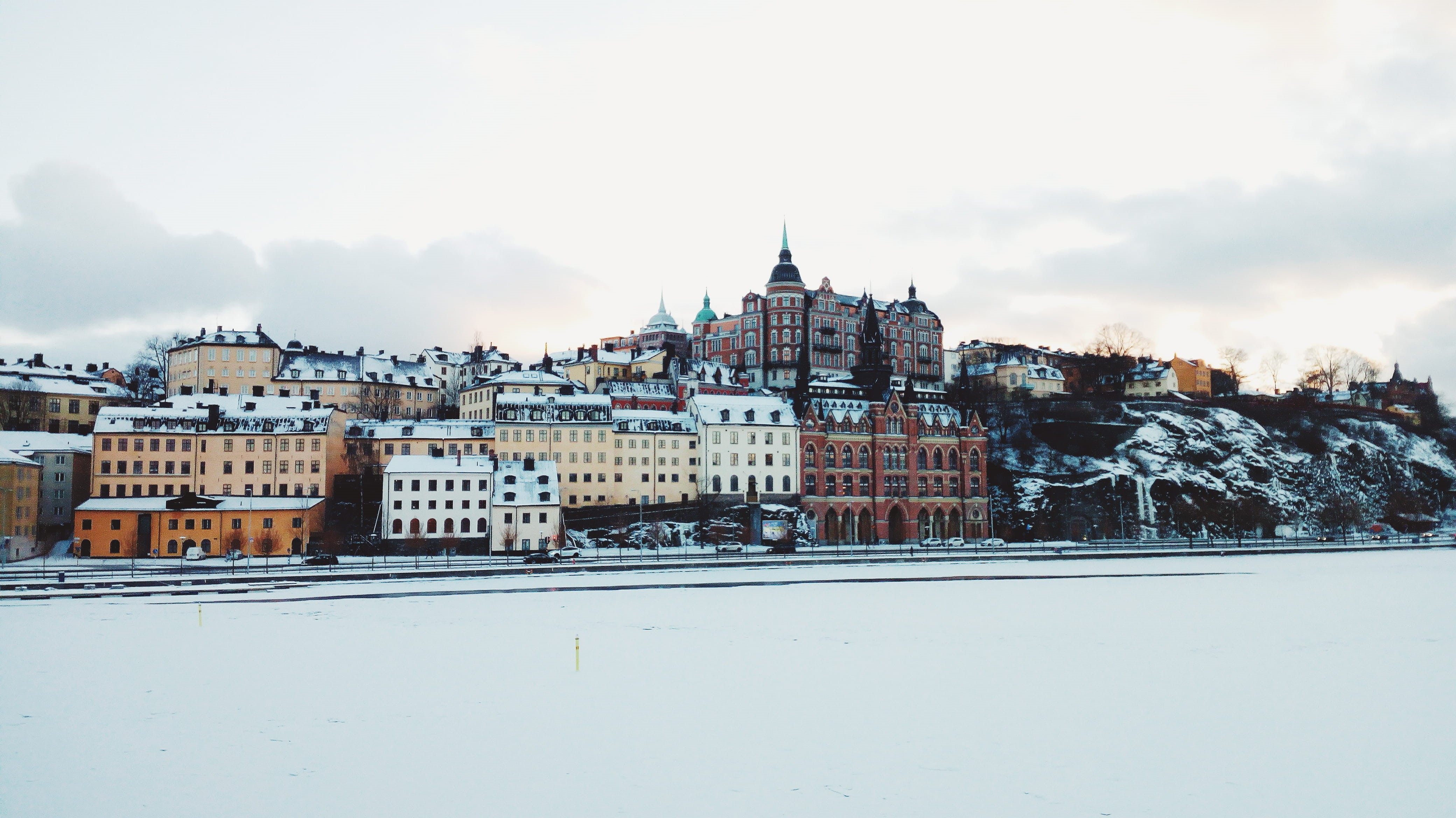 travel destinations, day, urban, landscape, castle, sky, housing, frozen, cold temperature, architecture, cloud - sky, apartment building, multicolored, HD Wallpaper