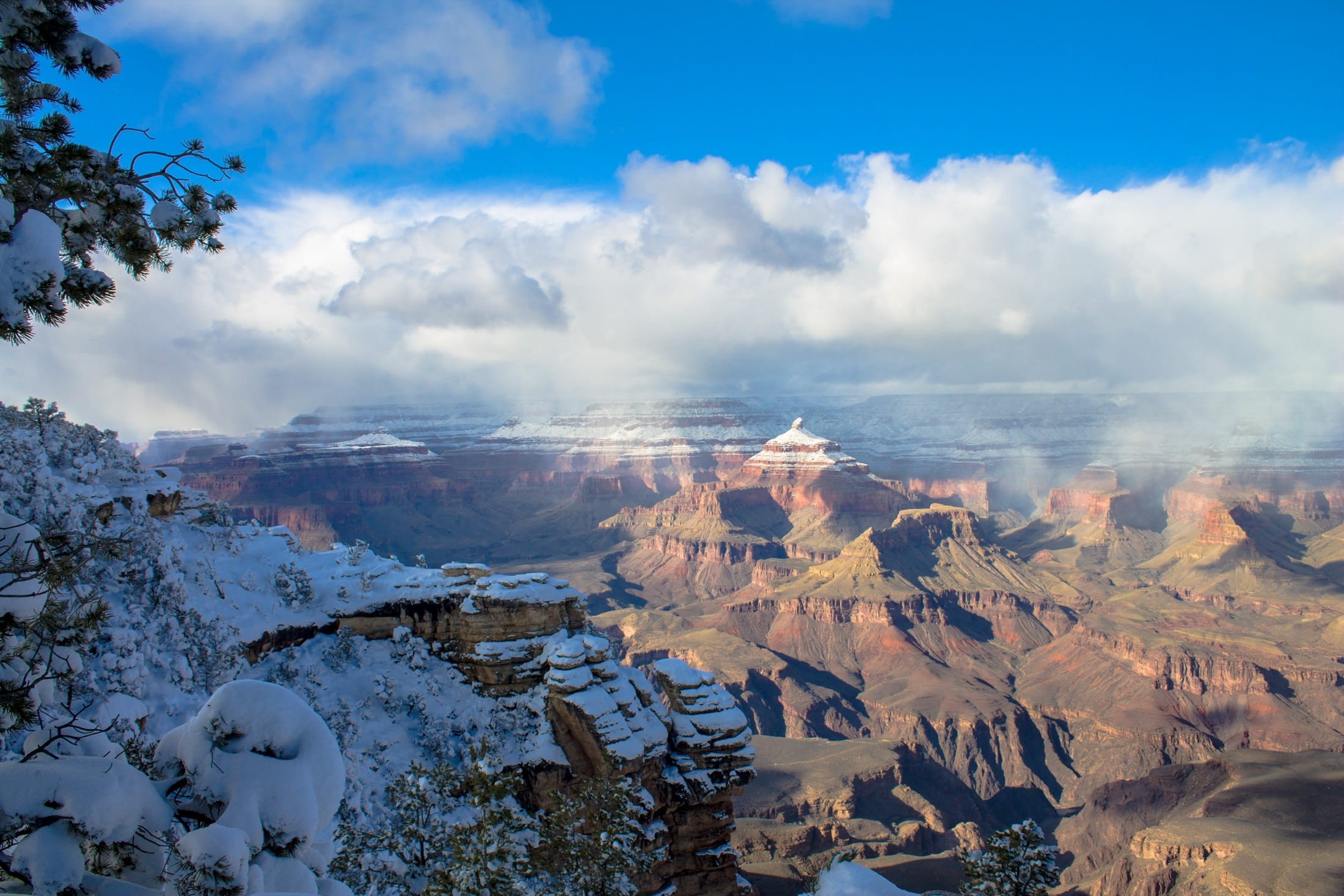 tourist, desert, non-urban scene, travel destinations, color, tourism, grand canyon winter, crack, scenics - nature, tranquil scene, deep, Canyon, erosion, HD Wallpaper