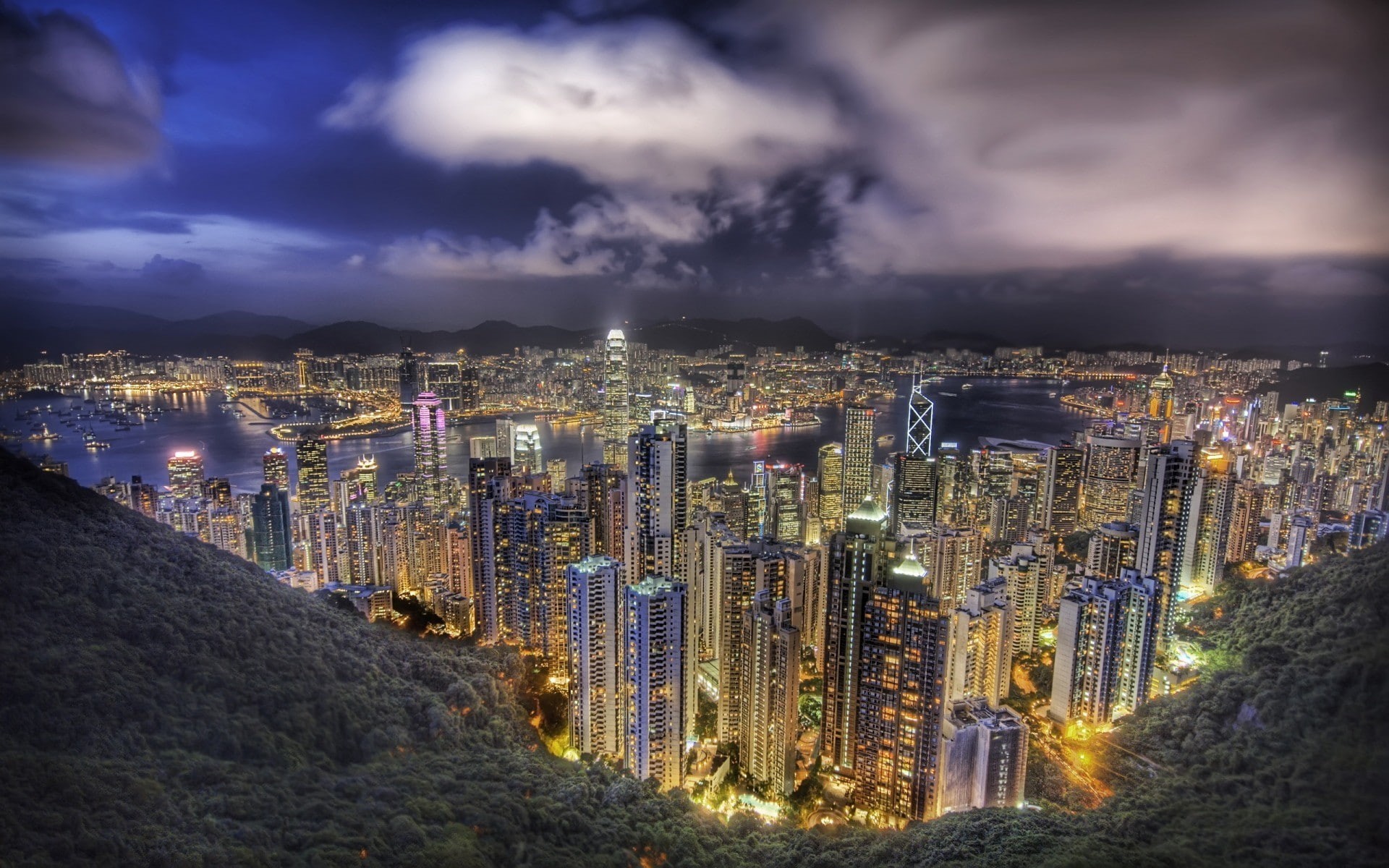 sky, high angle view, urban, architecture, Hong Kong, building, modern, cloud - sky, water, skyscraper, outdoors, 1080P, financial district, crowded, nature, HD Wallpaper