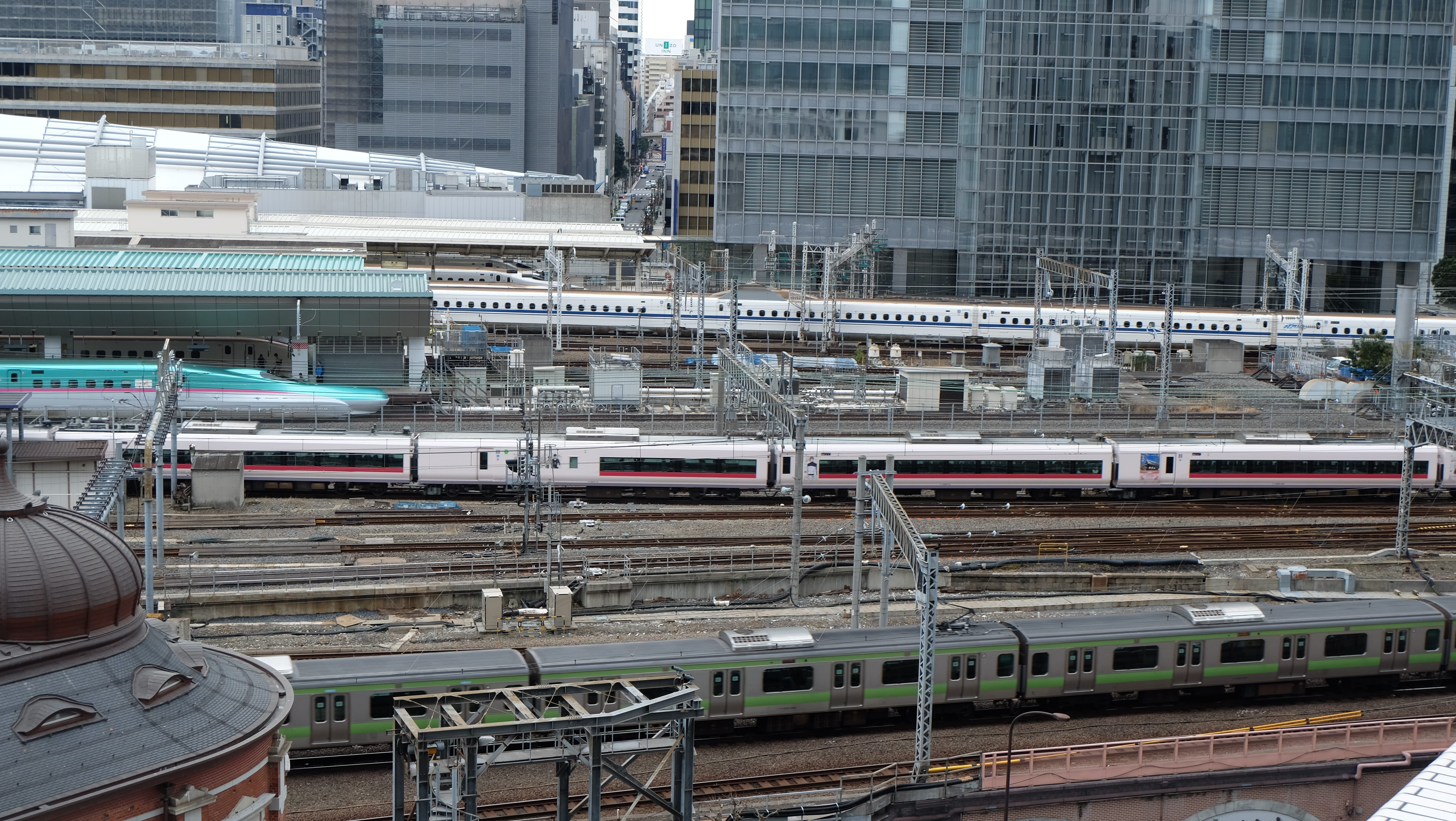 train - vehicle, public transportation, japan, city, transport, built structure, no people, metal, kitte, skyscraper, building exterior, chiyoda-ku, mode of transportation, HD Wallpaper