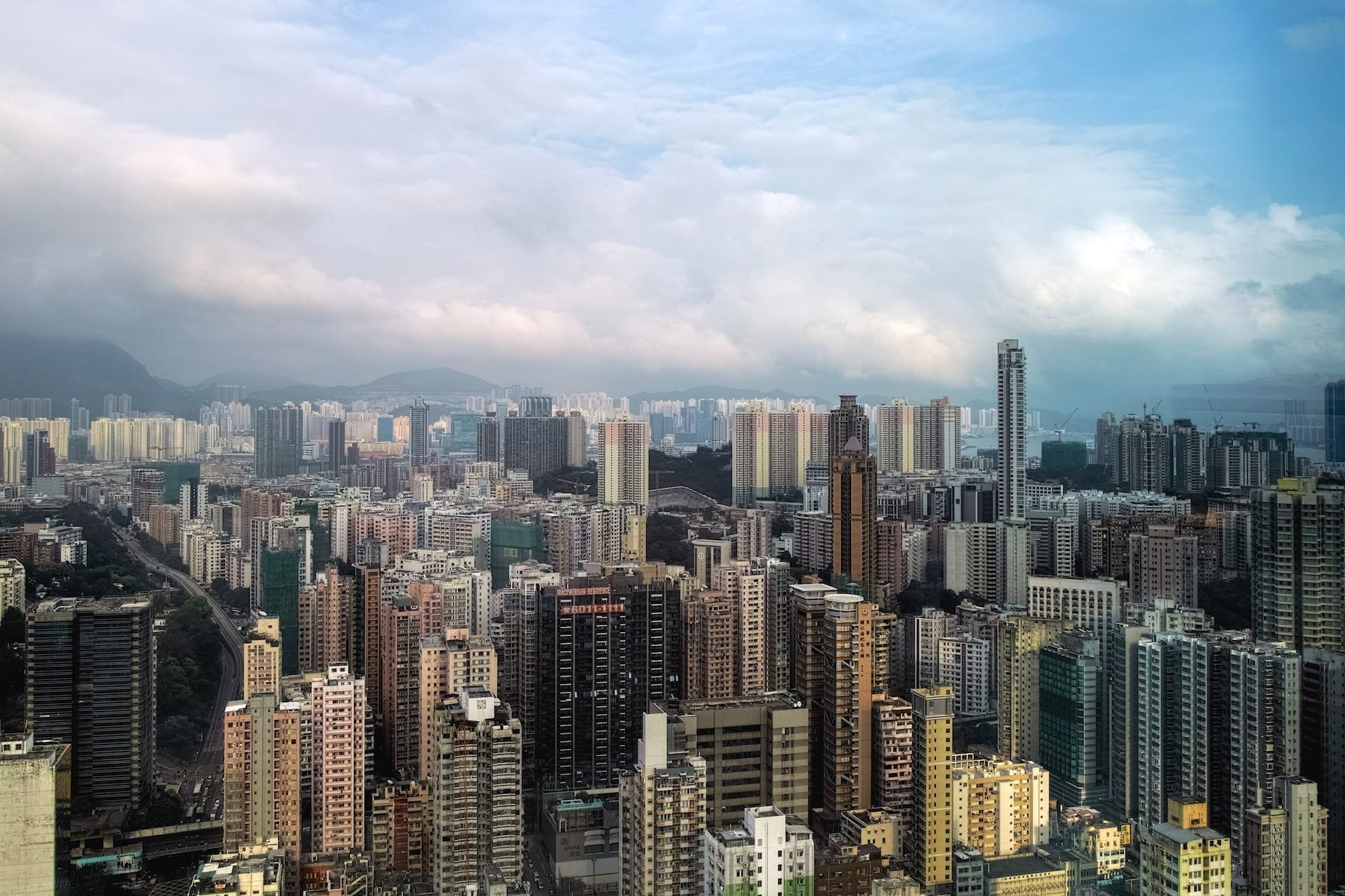 built structure, city, high angle view, crowd, skyscraper, financial district, urban, building, urban skyline, asia, kowloon, architecture, residential district, HD Wallpaper