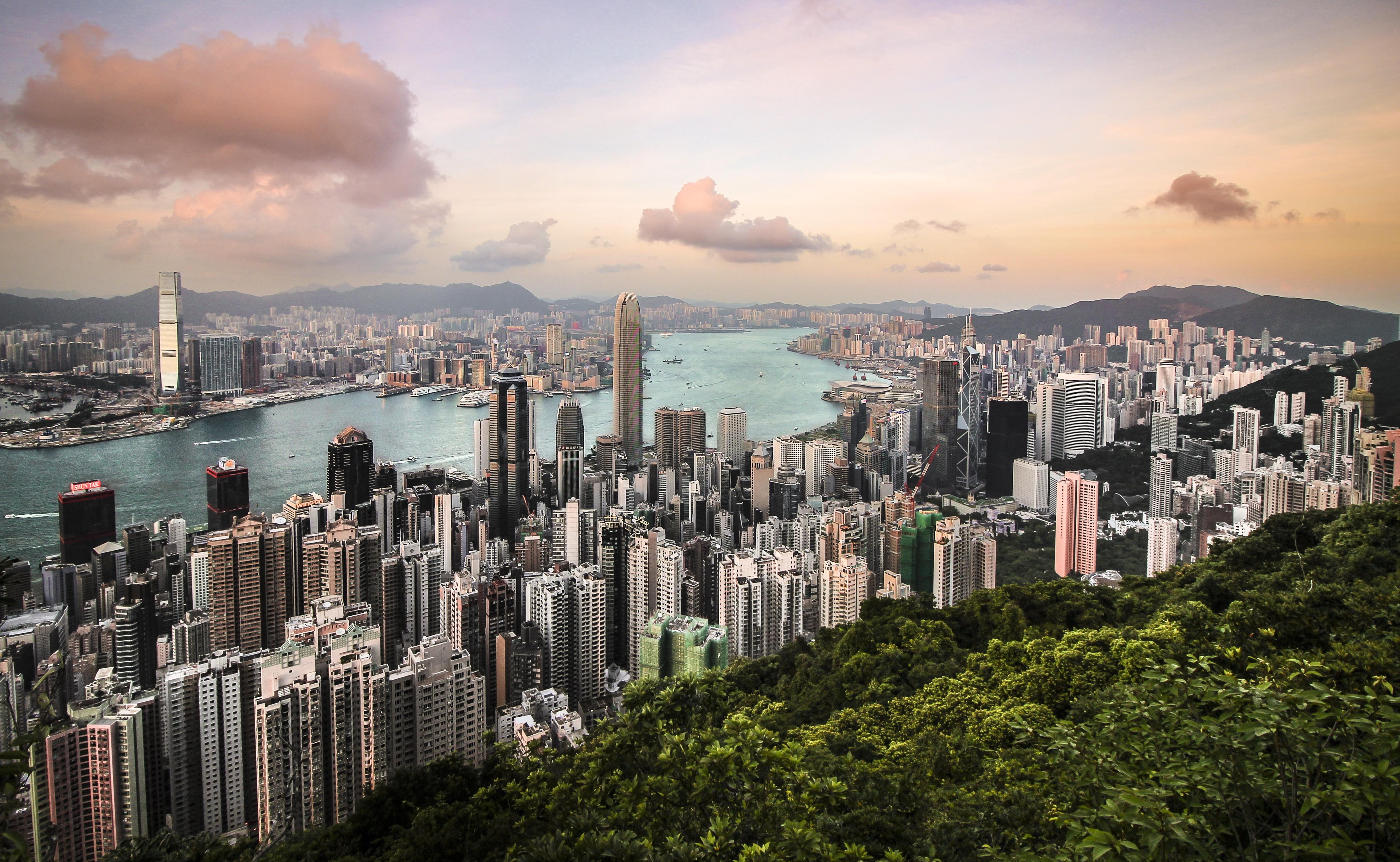 crowded, nature, urban, habor, peak, buildings, photography, aerial, 4K, skyscraper, built structure, victoriapeak, crowd, skyline, mountain peak, building exterior, HD Wallpaper