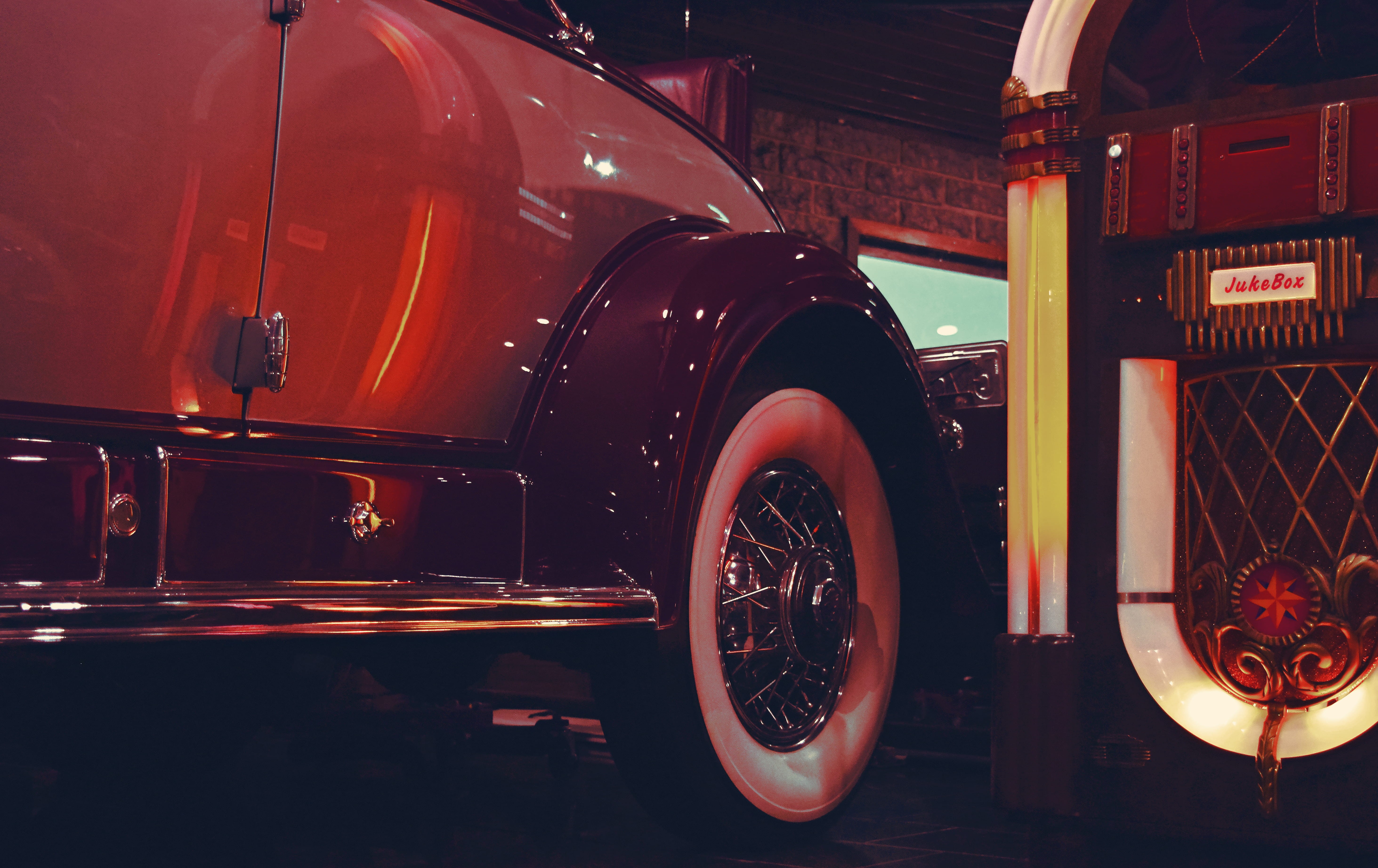 vintage, lights, stationary, brown, land vehicle, transportation system, lighting equipment, truck, indoors, wheel, night, car, light reflections, restored, HD Wallpaper
