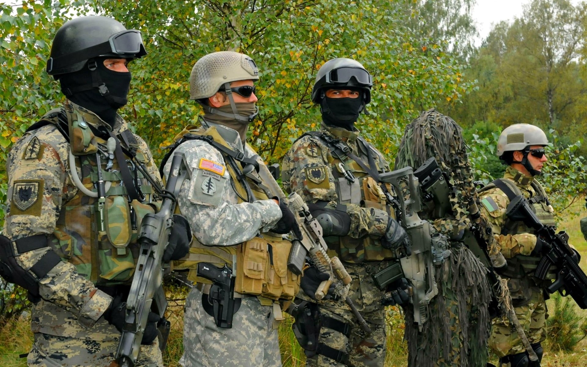 man, security, flag, hood, headwear, teamwork, forest, sniper, army soldier, gloves, G36, assault, USA, people, jungle, weapon, army, Airbone, Special Force, HD Wallpaper