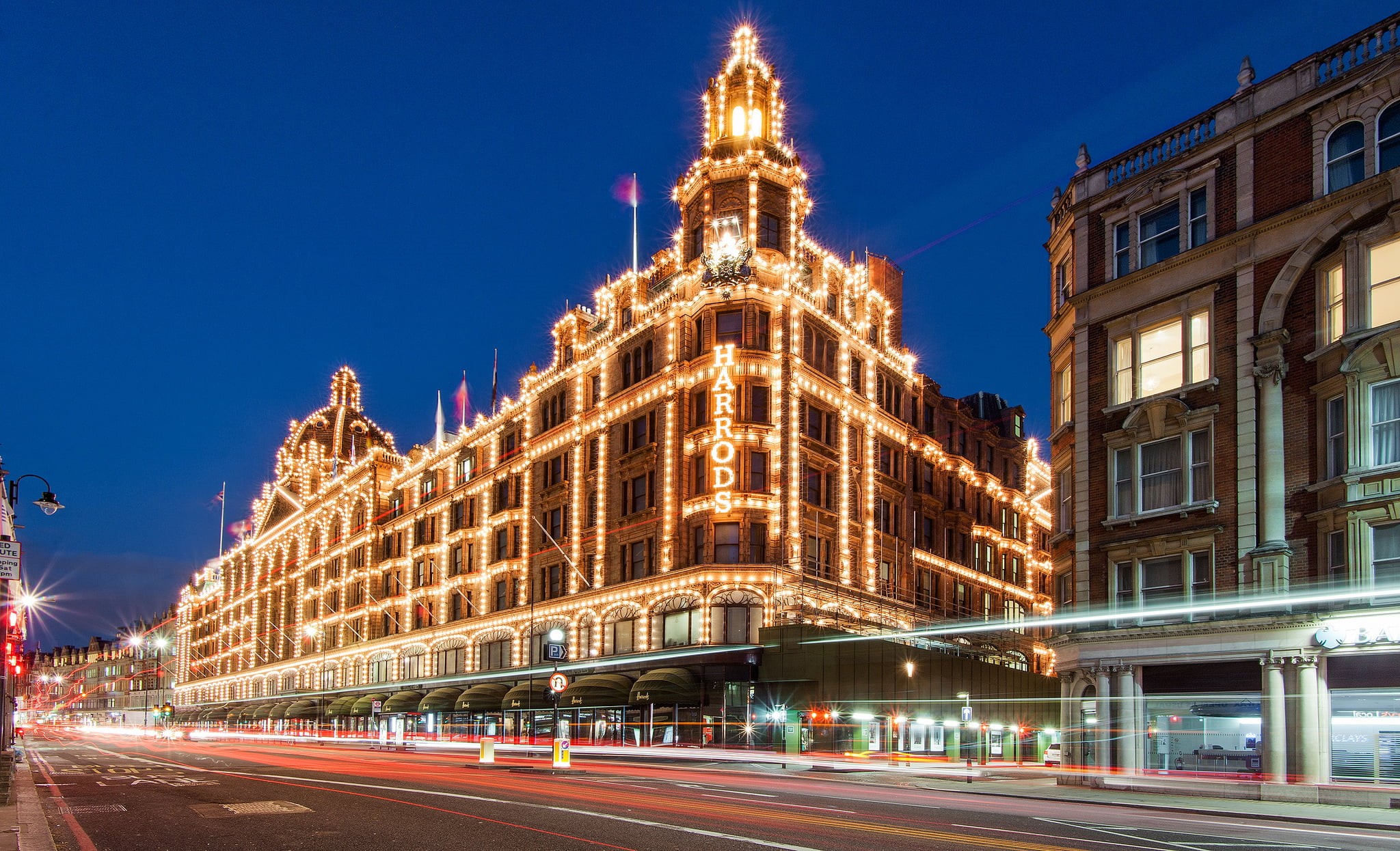 history, UK, city, blue, travel, office Building, London, building, blurred Motion, tower, hotel, outdoors, brown, light, sky, travel Locations, travel Destinations, HD Wallpaper
