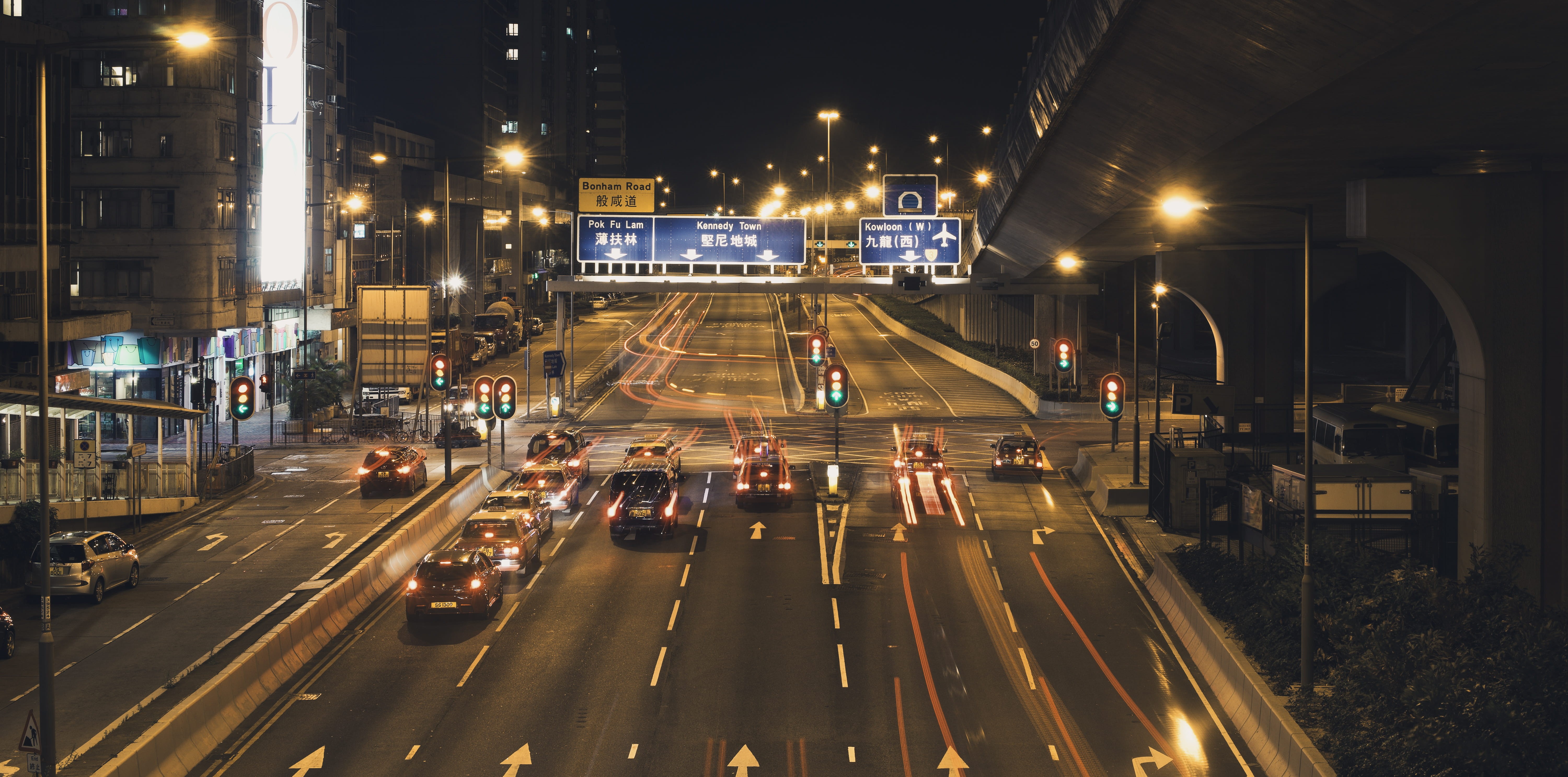 bridge - man made structure, building exterior, sign, transportation, land vehicle, illuminated, traffic, outdoors, hongkong, cars, night, road, built structure, HD Wallpaper