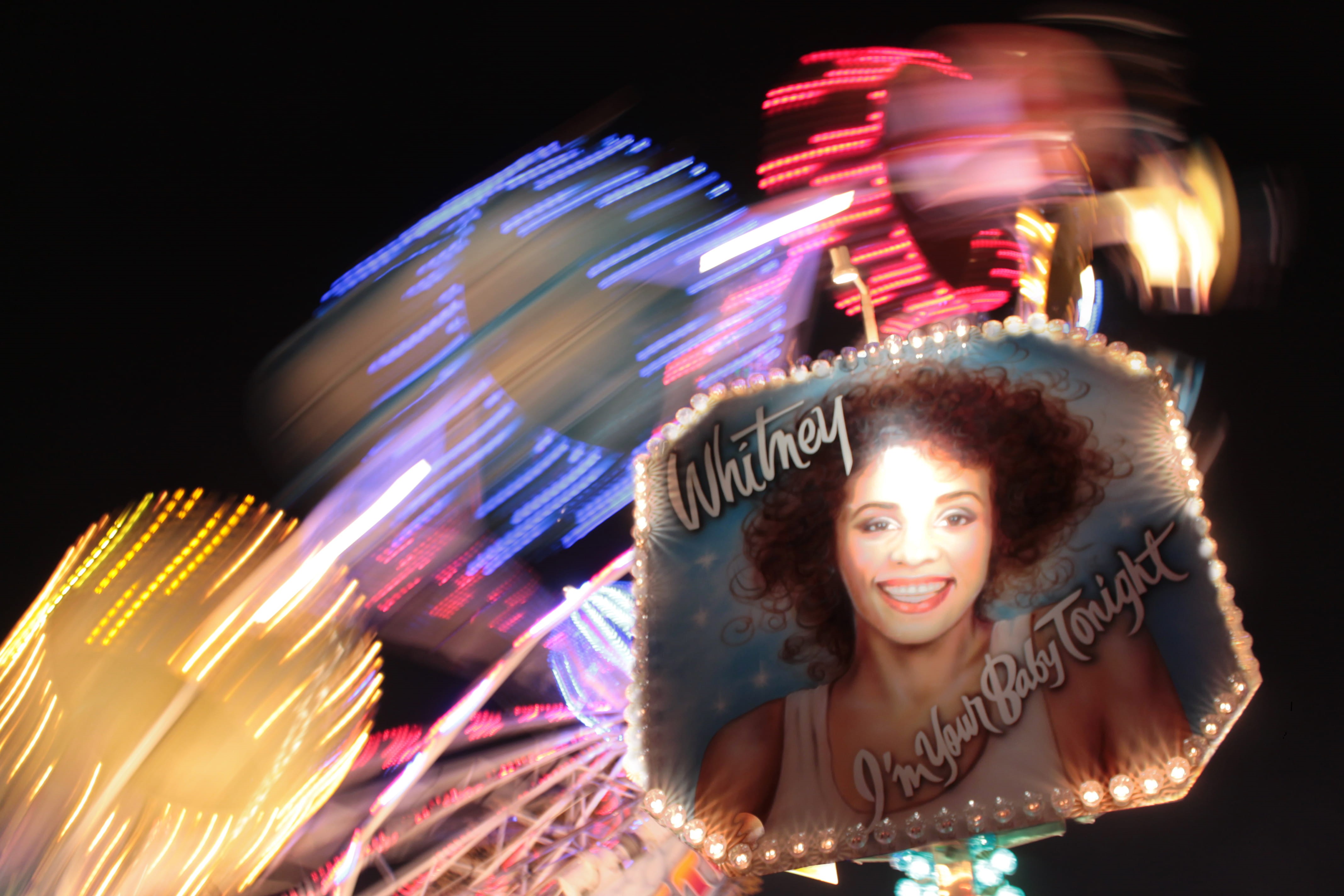 familytime, .qualitytime, speed, looking at camera, portrait, amusement park ride, colorful, adult, happiness, rollercoaster, young adult, beautiful woman, HD Wallpaper