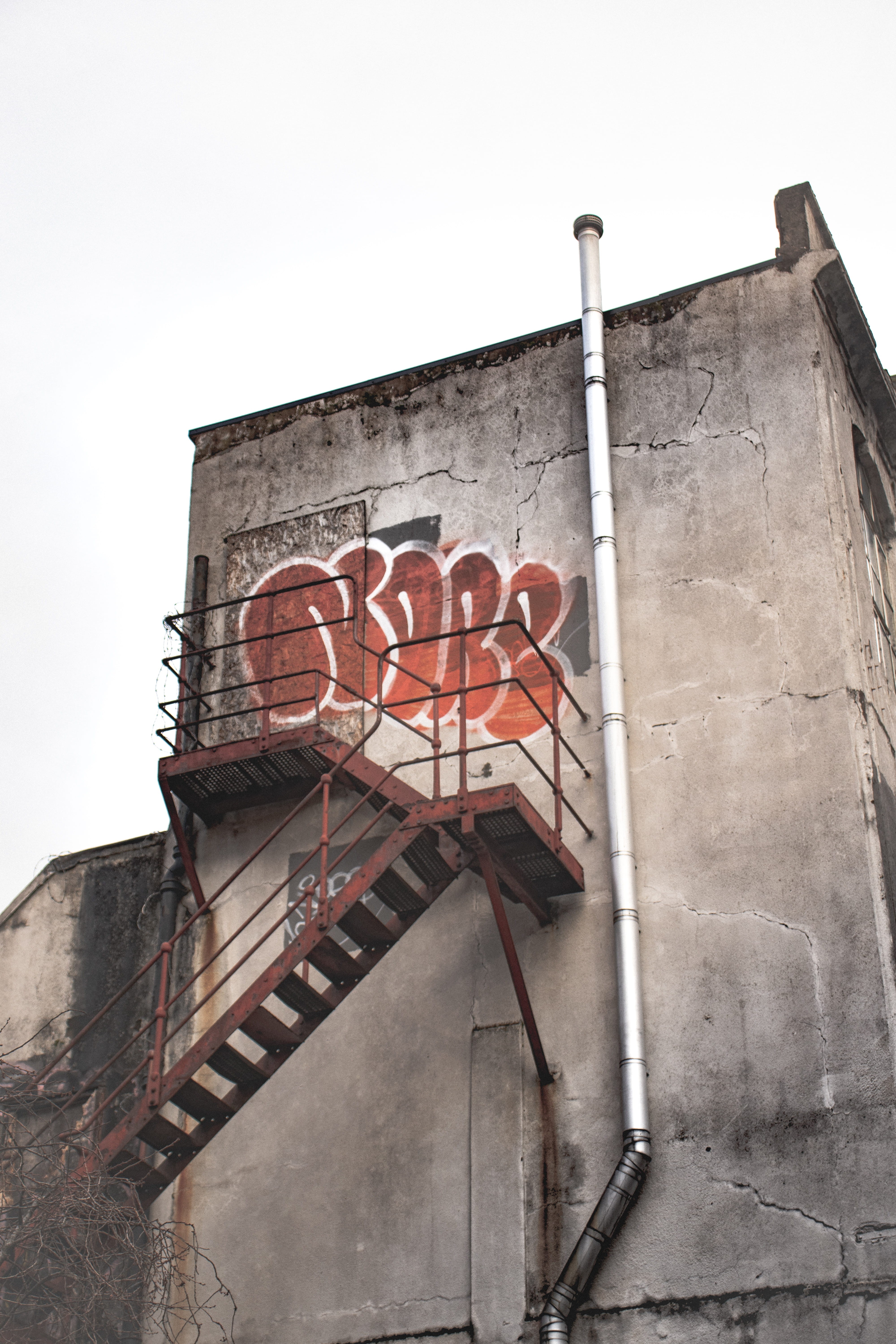 urban, moody, text, wall, sign, graffiti, street, nature, rotten, metal, sky, urbex, brick, red, 5K, concrete, exploration, built structure, outdoors, Phone HD Wallpaper