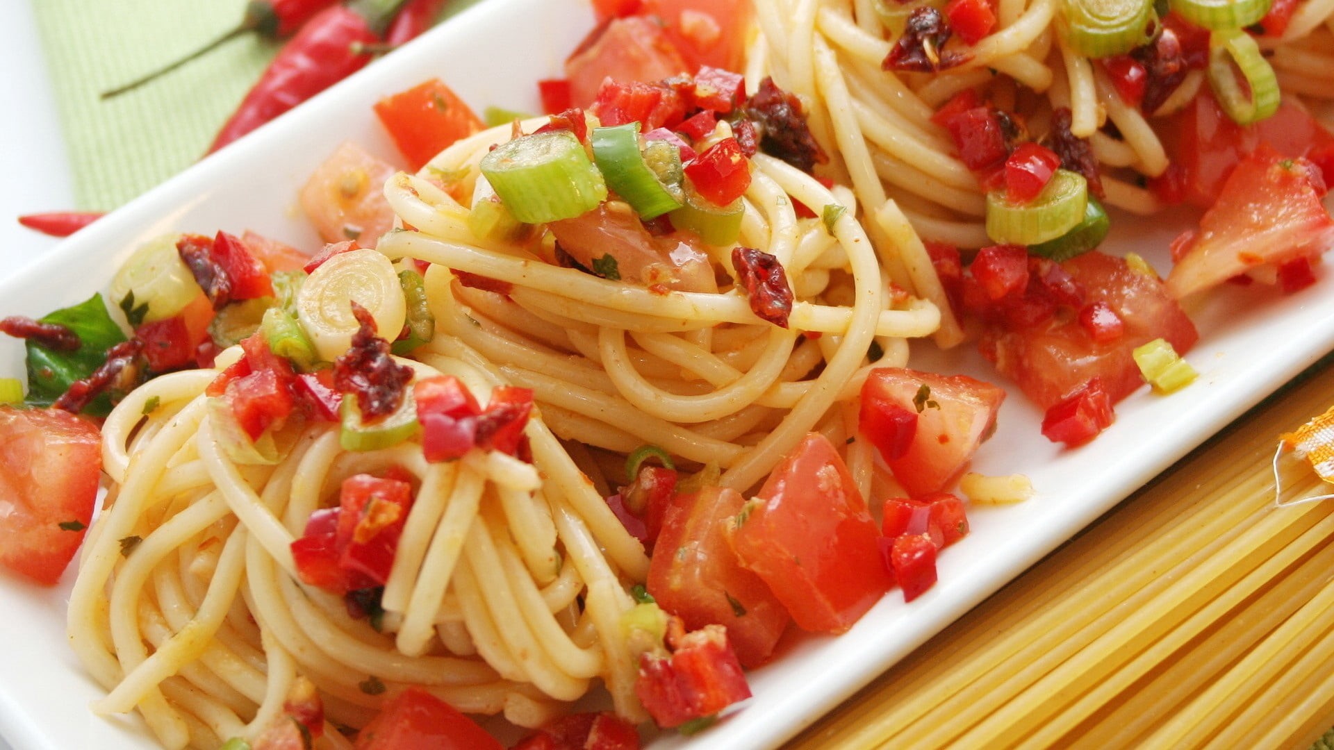 cultures, close-up, wellbeing, spaghetti, ready-To-Eat, parmesan Cheese, vegetable, plate, vegetarian Food, garnish, italian Culture, grain And Cereal Products, HD Wallpaper