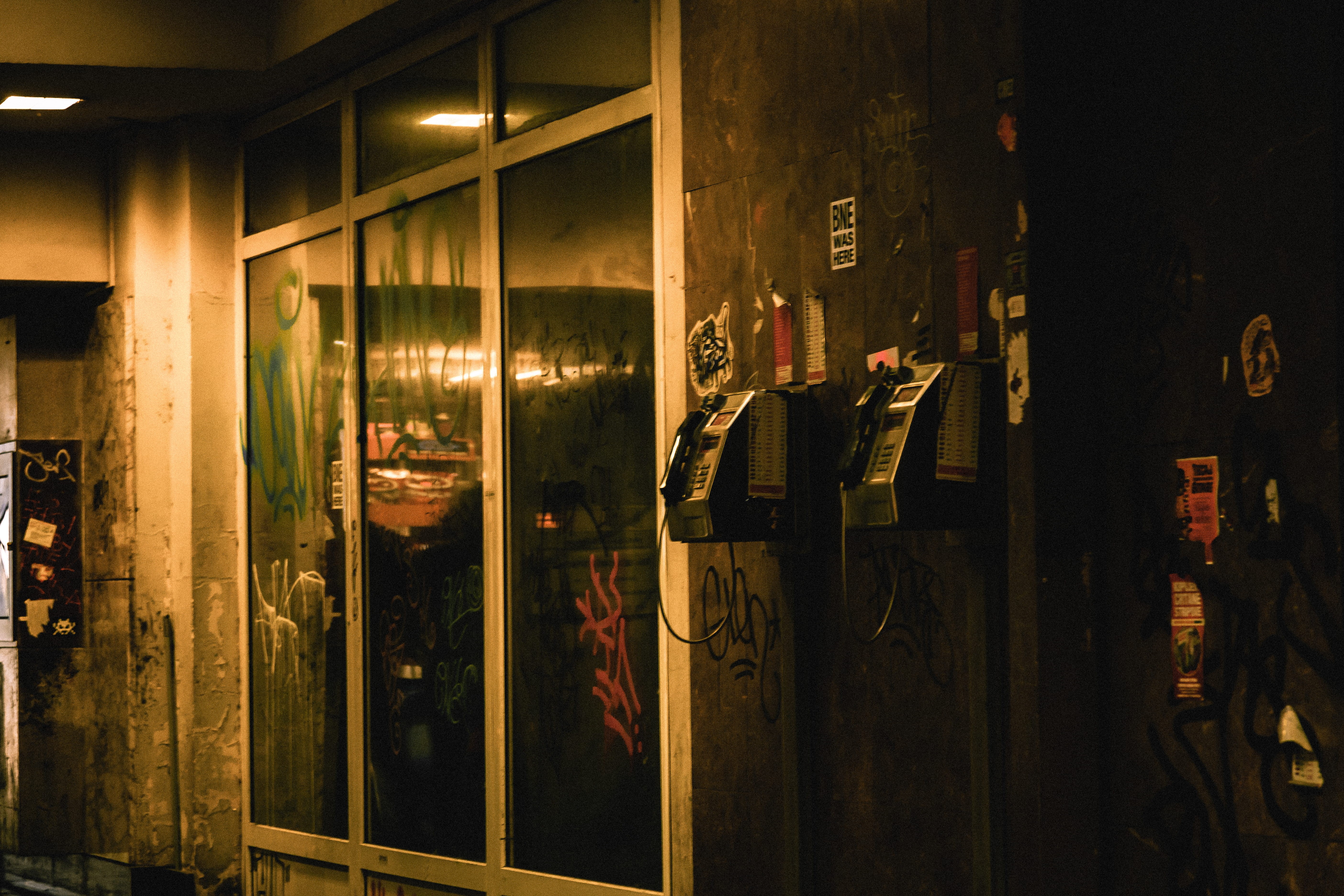 5K, reflection, entrance, door, mirror, window, zagreb, built structure, indoors, business, glass - material, croatia, store, transparent, illuminated, HD Wallpaper