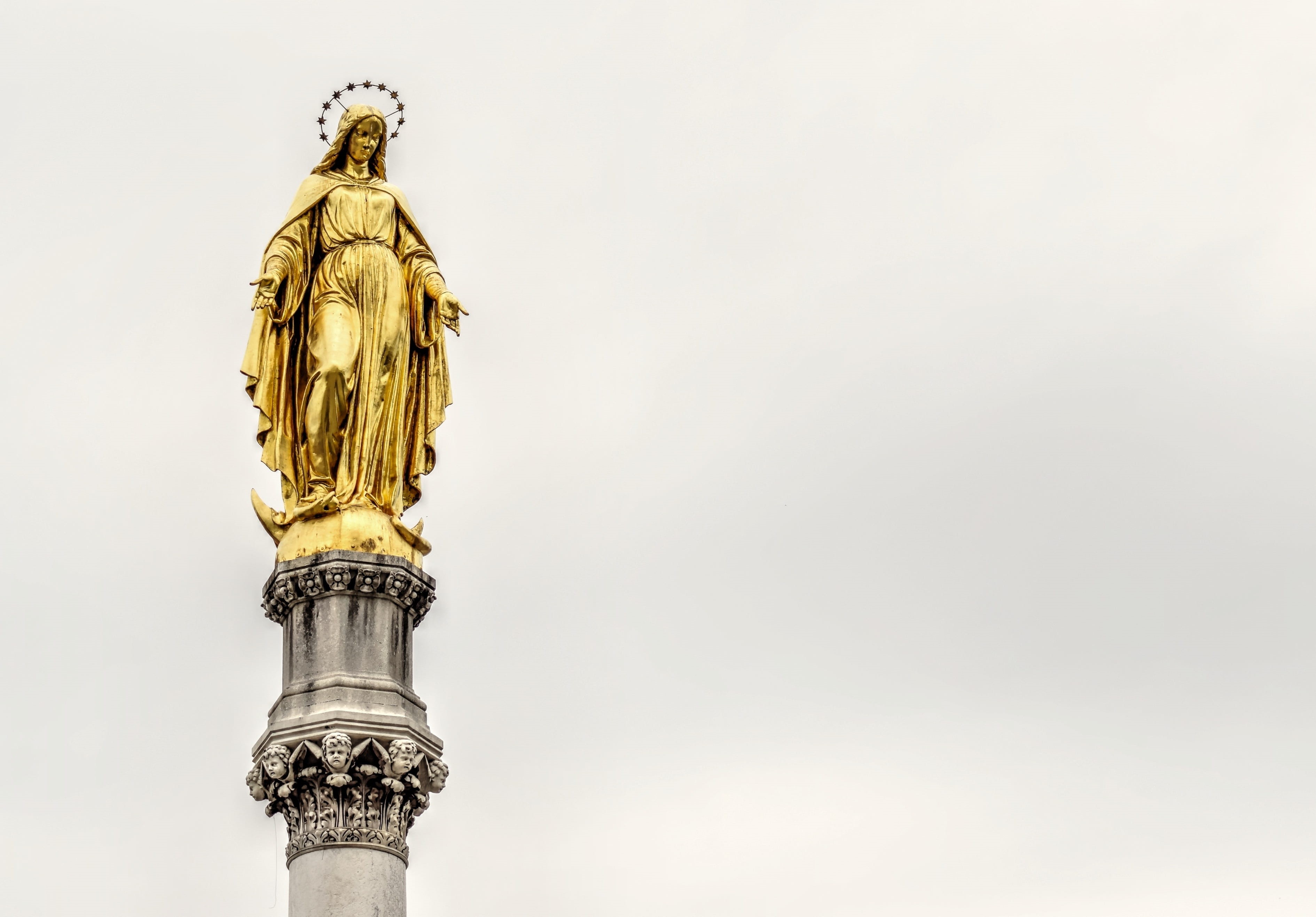the past, day, low angle view, 2K, travel destinations, representation, art and craft, monument, laurel wreath, holy mary monument, stambeeld, memorial, HD Wallpaper