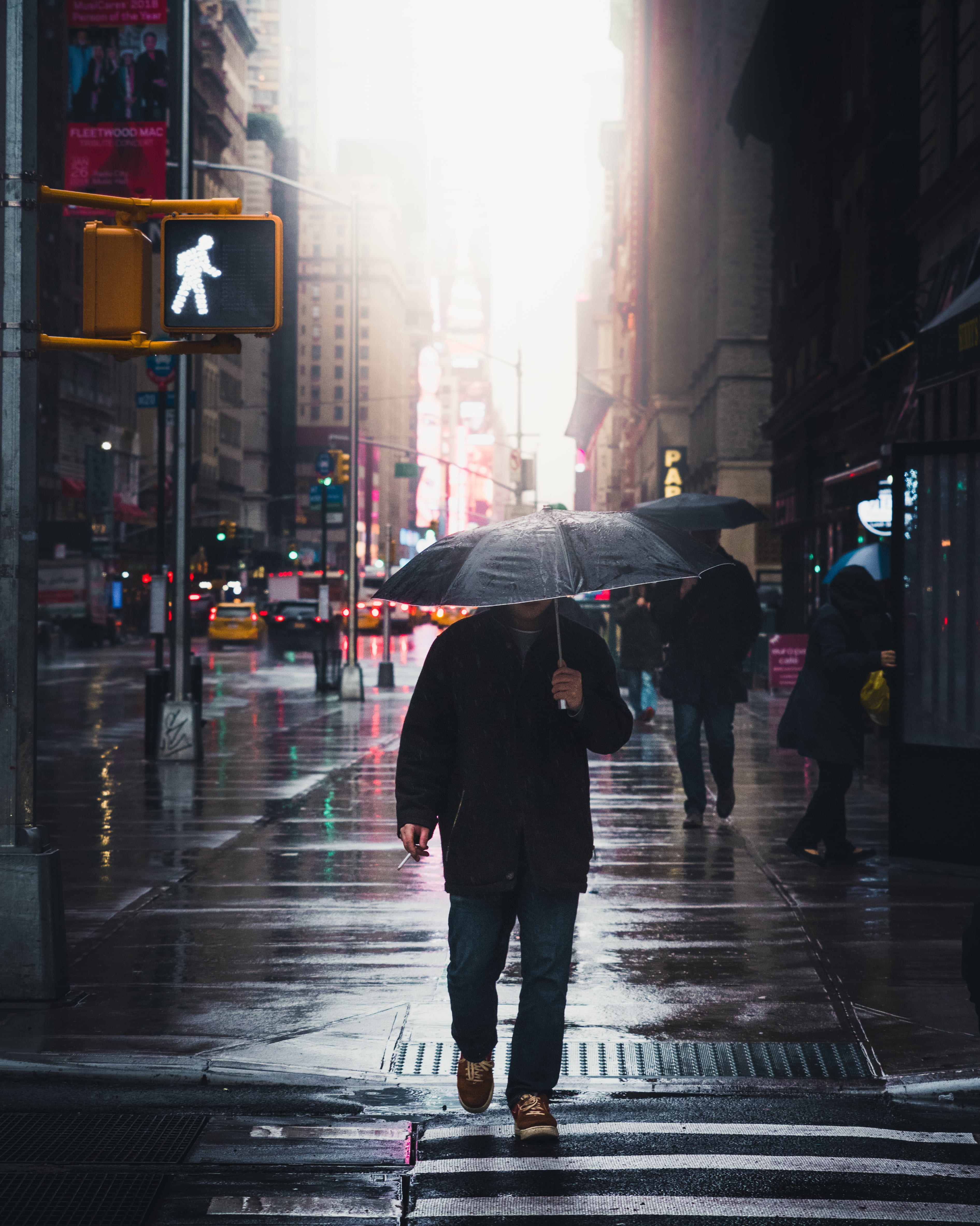pedestrian, man, road marking, outdoors, zip, crowd, walking, built structure, full, moving, wearing, jacket, city street, day, person, city, architecture, Phone HD Wallpaper