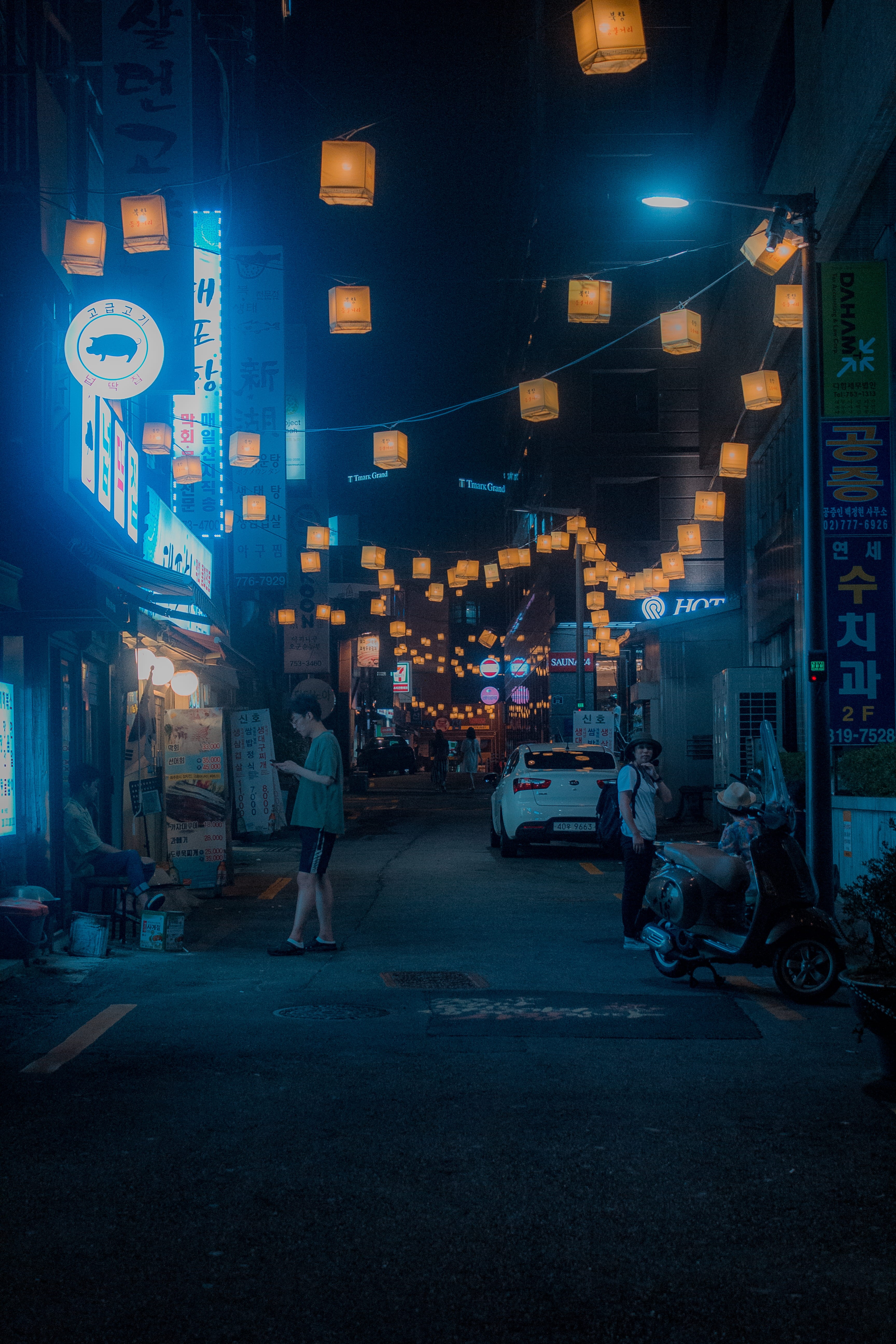 asia, traffic, alley, urban, city, lighting Equipment, walking on street, people, night, man, travel, standing, holding, 5K, night time, male, light, neon lights, Phone HD Wallpaper