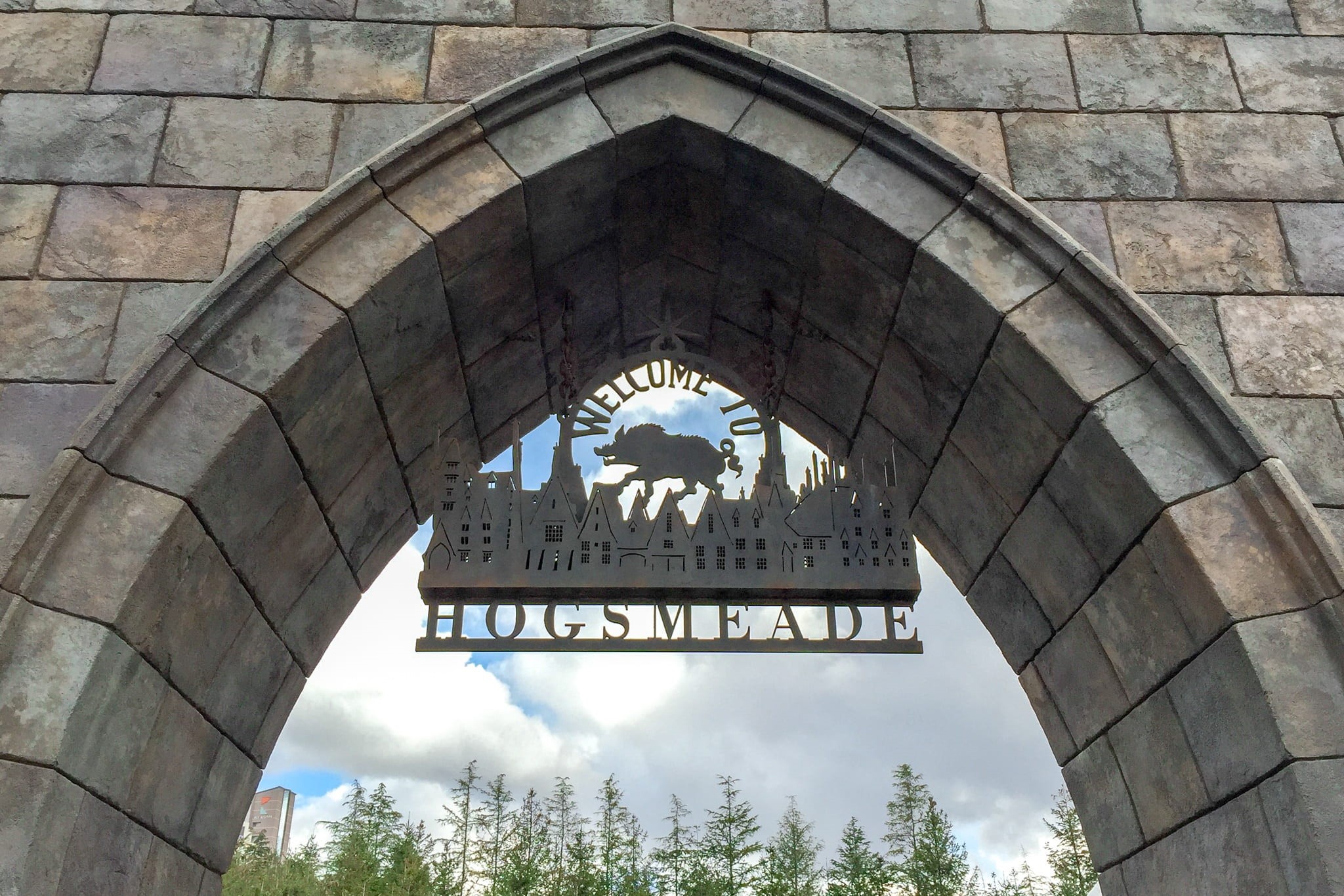 entrance, harry potter, western script, communication, outdoors, building exterior, osaka, hogwarts, wall - building feature, architecture, text, no people, HD Wallpaper