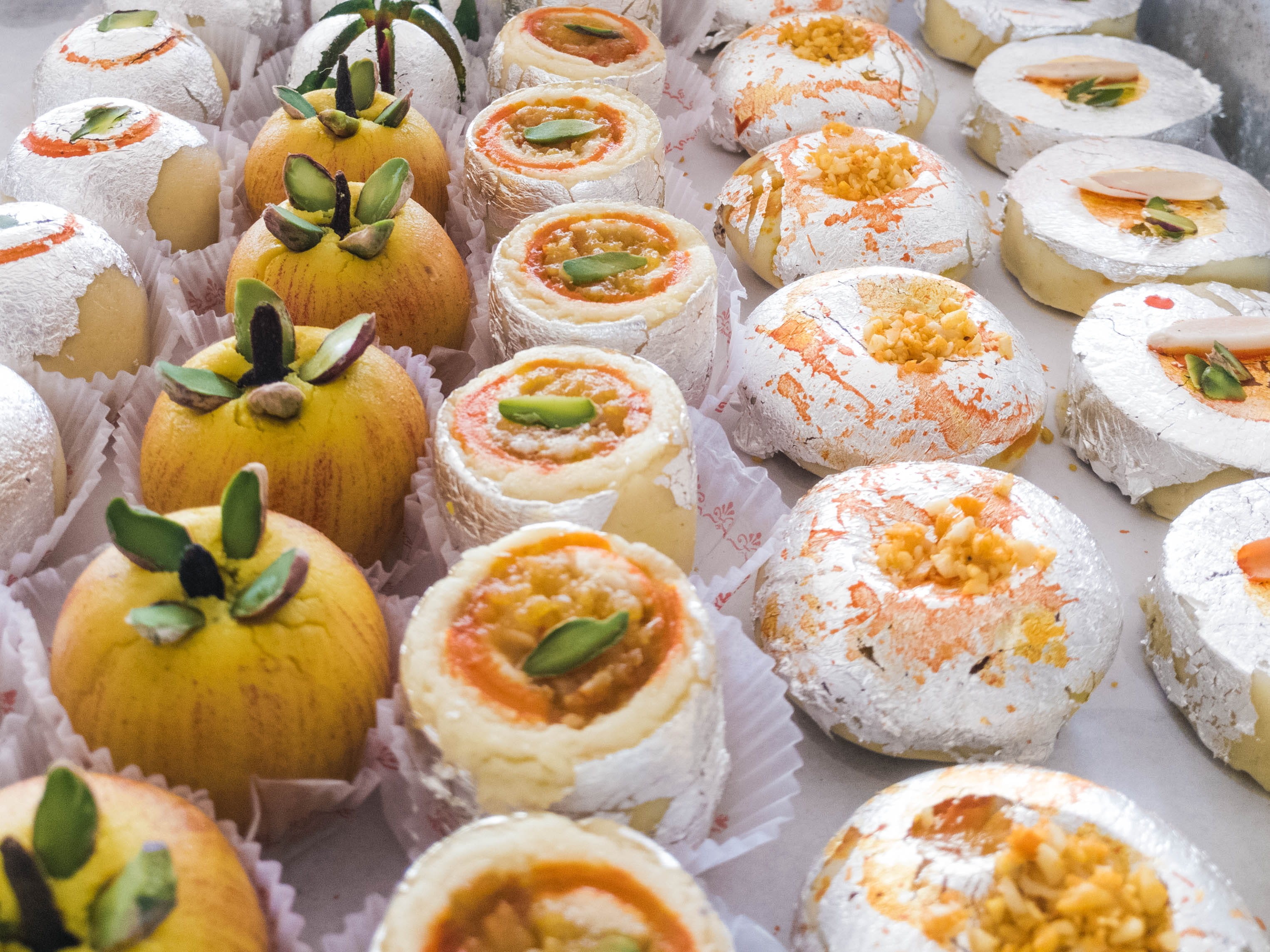 indoors, indulgence, table, rameshwaram, high angle view, kathmandu, tray, large group of objects, ready-to-eat, festival, occasion, s3, muffin, variation, HD Wallpaper