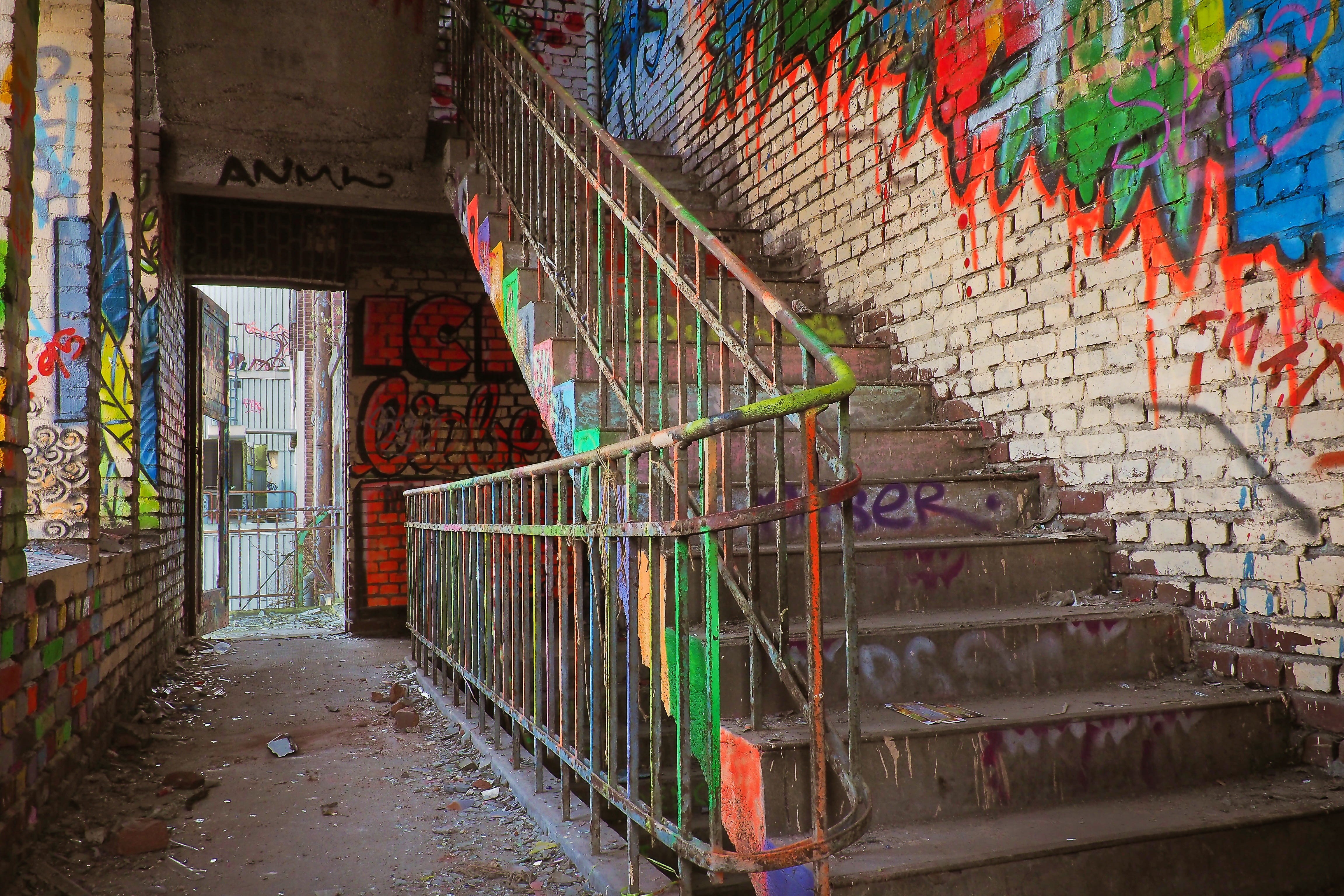 building, art and craft, forget, 4K, pforphoto, built structure, past, indoors, architecture, day, steps, run down, direction, urban, wall, messy, gradually, HD Wallpaper