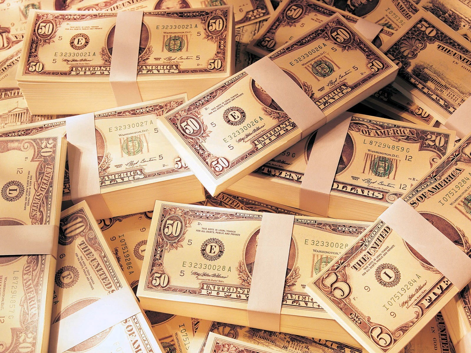 variation, 720P, consumerism, backgrounds, human representation, wealth, money, currency, economy, photography, s, close-up, dollar, still life, directly above, HD Wallpaper