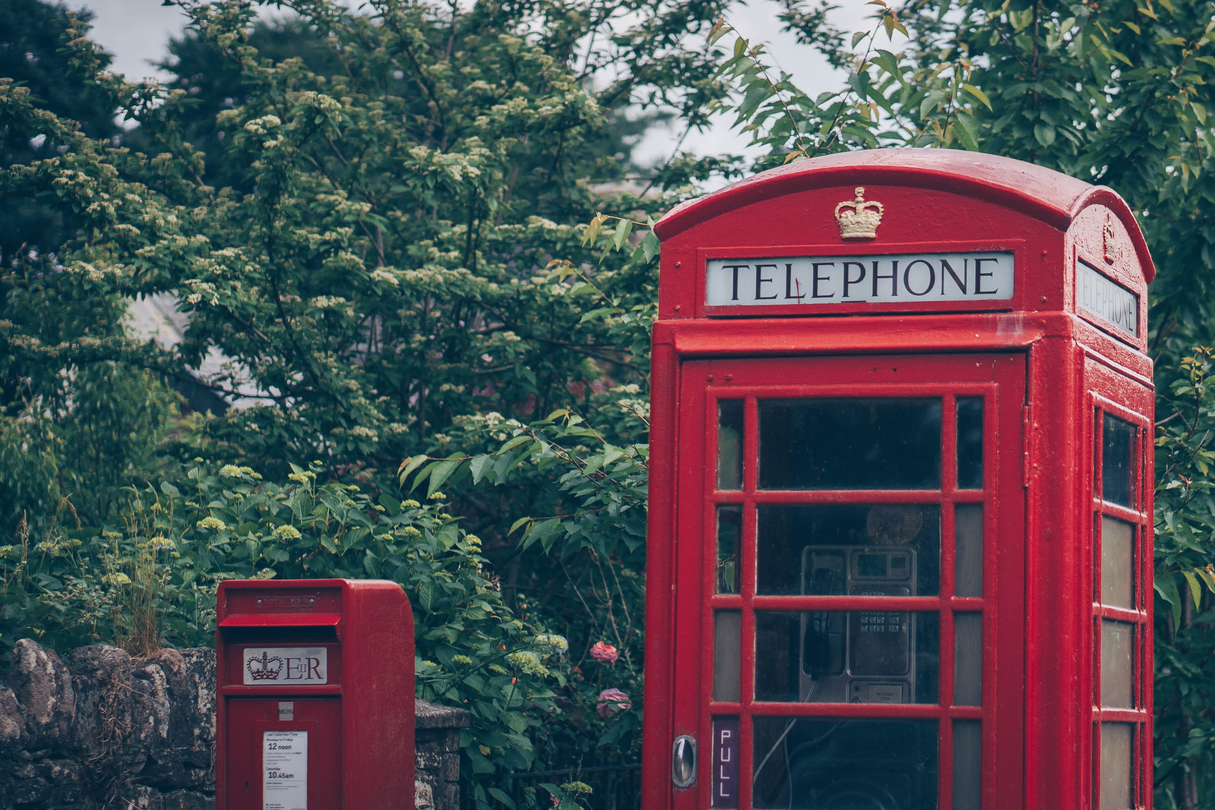 green color, convenience, telephone booth, british, growth, plant, england, no people, red post box, western script, english phone box, english village, HD Wallpaper