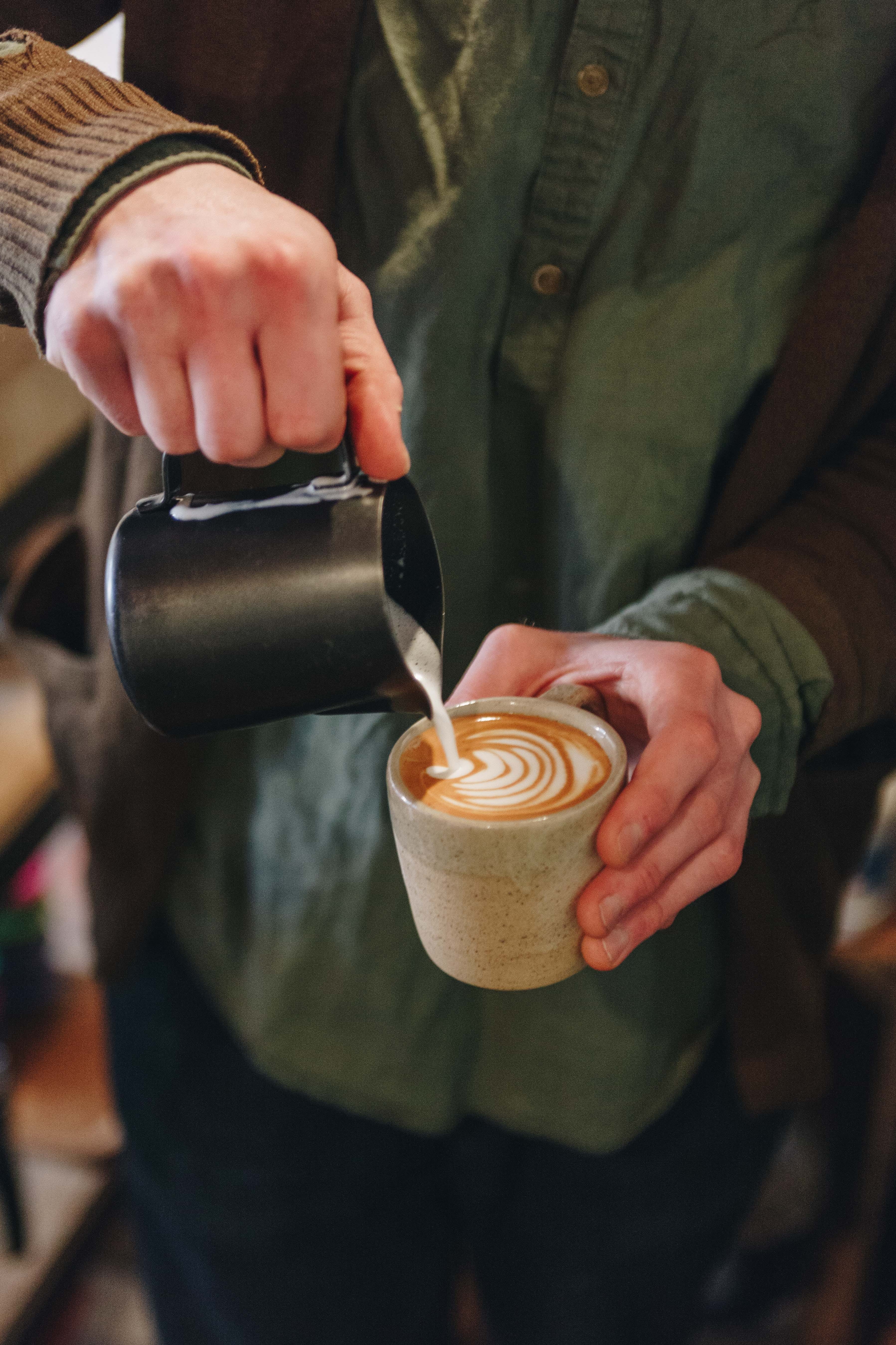 men, flat white, food and drink, culture, coffee cup, cafe, milk, relaxed, real people, lifestyle, barista, cup, hot drink, espresso, holding, artist, indoors, Phone HD Wallpaper