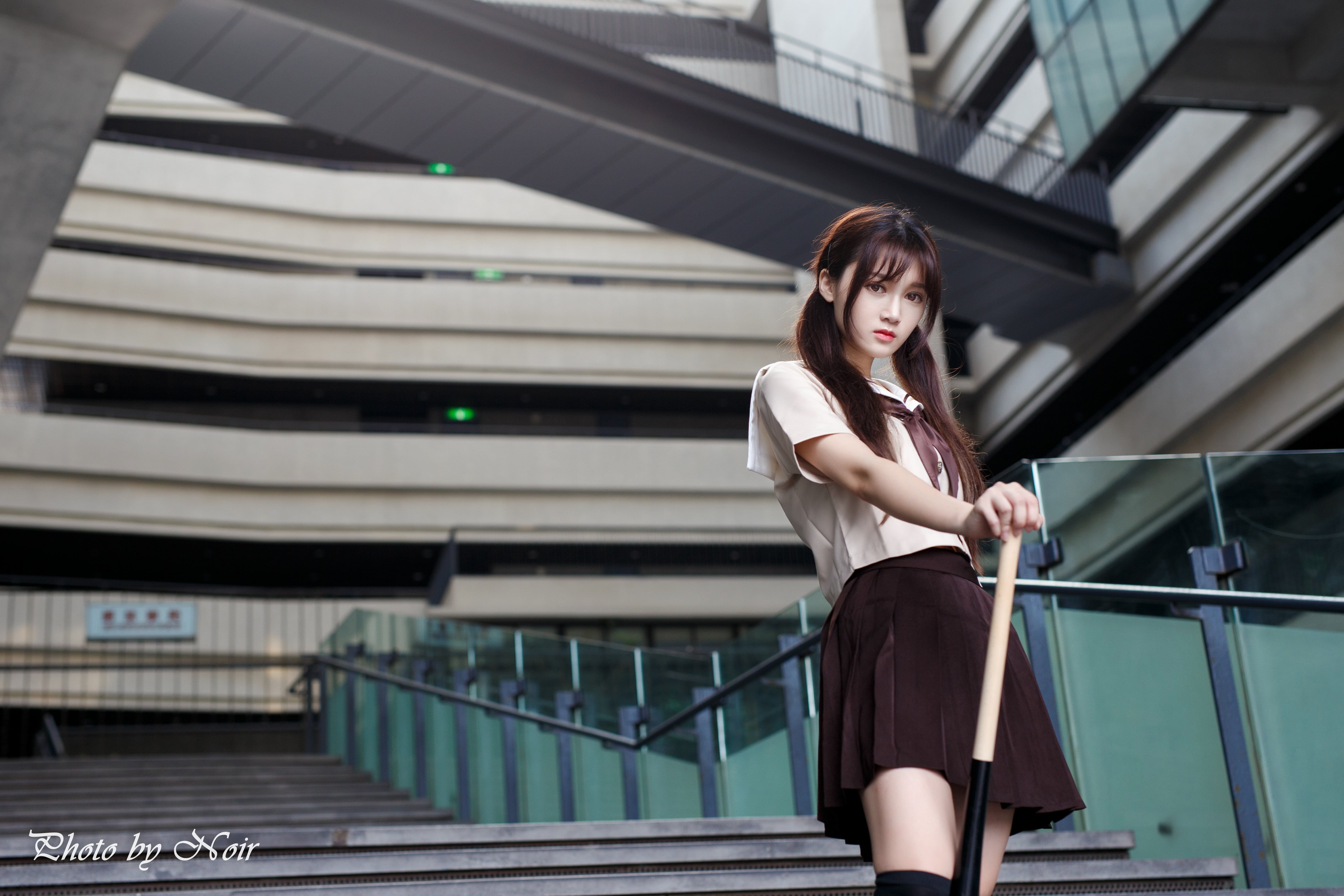 standing, railing, beauty, young adult, 5K, looking at camera, steps and staircases, front view, architecture, real people, beautiful woman, women, lifestyles, HD Wallpaper
