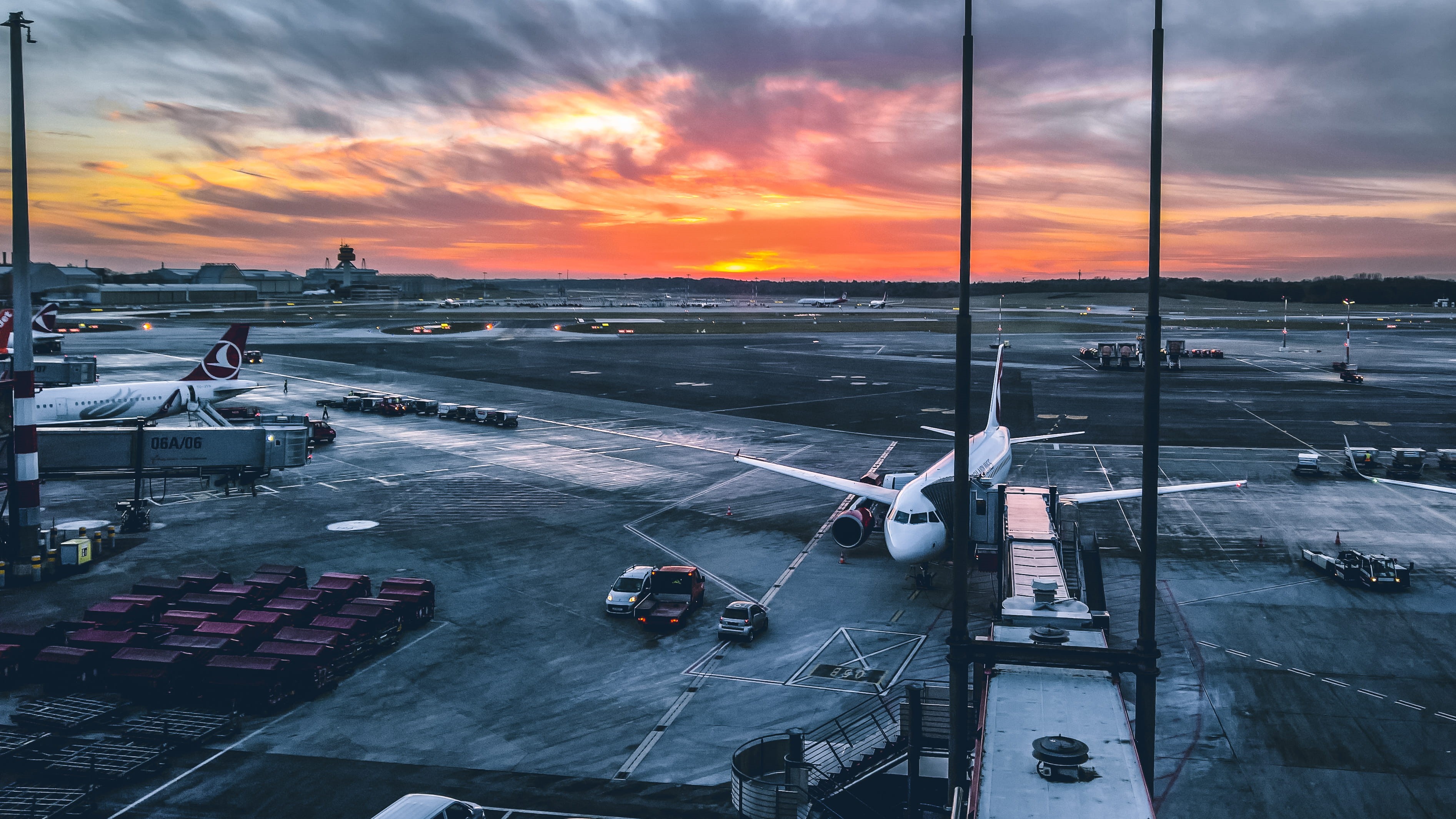 built structure, nautical vessel, sailboat, runway, transportation, sunrise, flughafen frankfurt, airport hamburg, nature, 2K, architecture, cloud - sky, HD Wallpaper