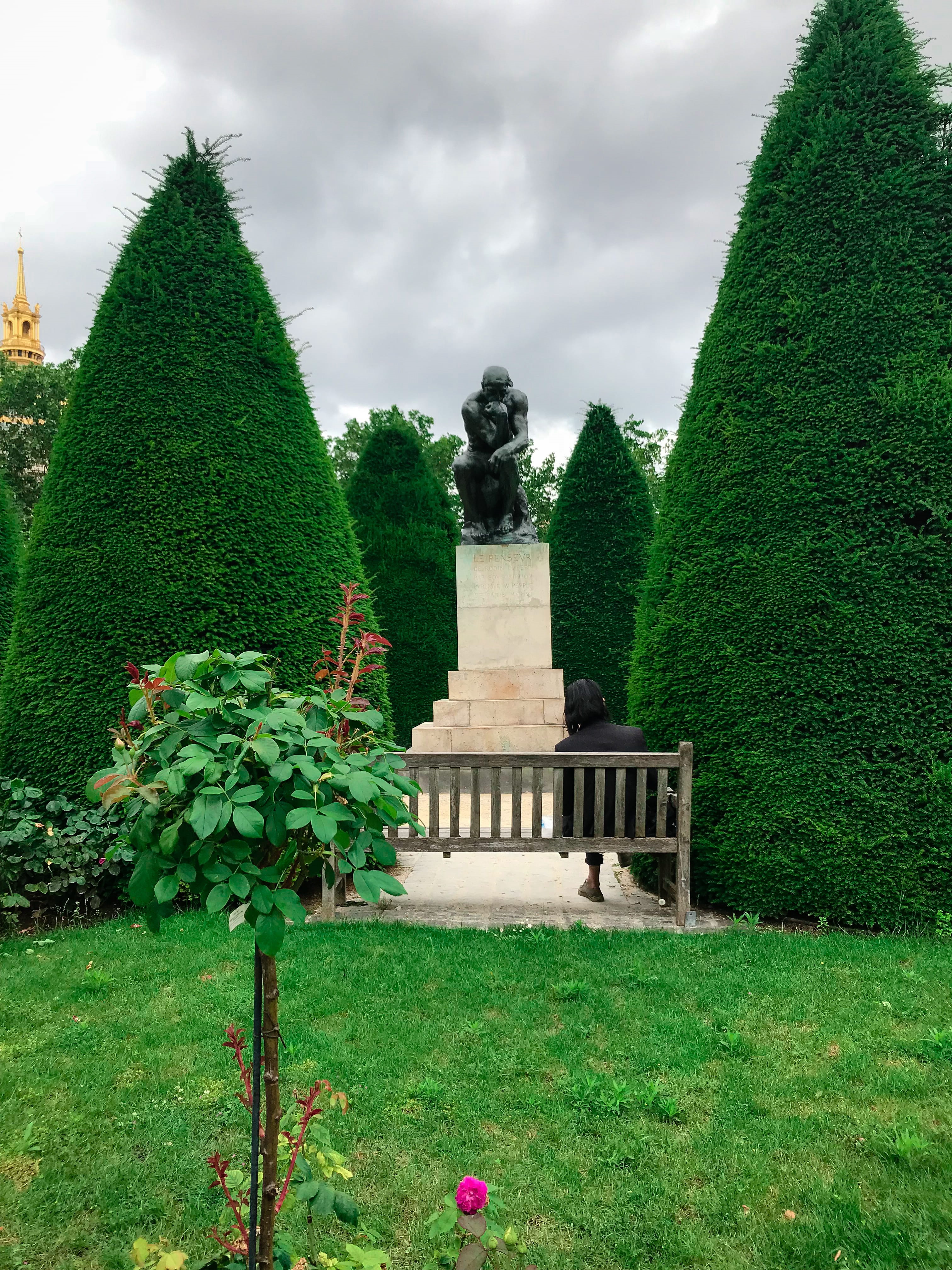 architecture, tree, day, garden, hedge, outdoors, growth, human representation, paris, roden, green color, museum, park, grass, sculpture, no people, the thinker, Phone HD Wallpaper