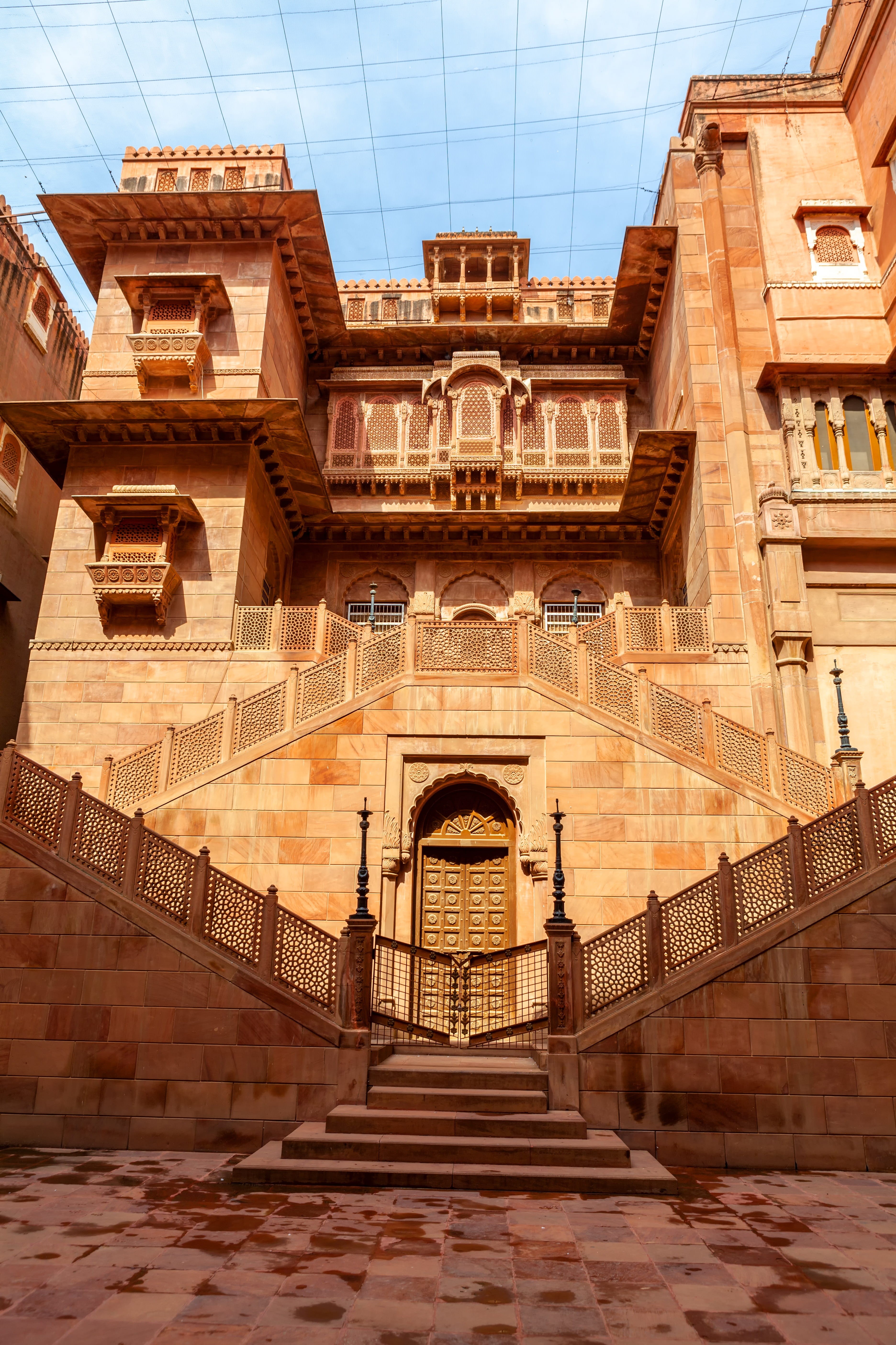 staircase, travel, places of interest, bridge - man made structure, palace, arch, sky, the past, travel destinations, bridge, nature, rajastan, courtyard, Phone HD Wallpaper