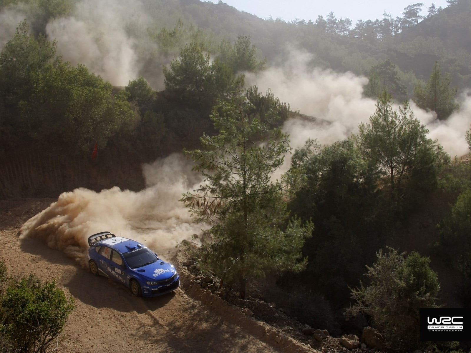 road, tree, high angle view, land vehicle, sports, car, pollution, mode of transportation, no people, travel, rally, motor vehicle, dust, smoke - physical structure, HD Wallpaper