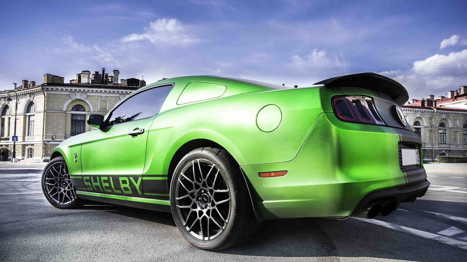 vintage car, outdoors, built structure, coupe, motor vehicle, land vehicle, green, cobra, cloud - sky, architecture, sky, travel, green color, road, car, HD Wallpaper