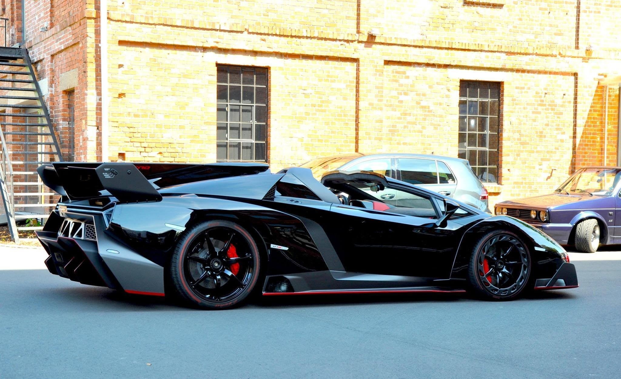 coupe, window, no people, sports, street, outdoors, wall, car, built structure, land vehicle, building exterior, black, luxury, Lamborghini, transportation, HD Wallpaper