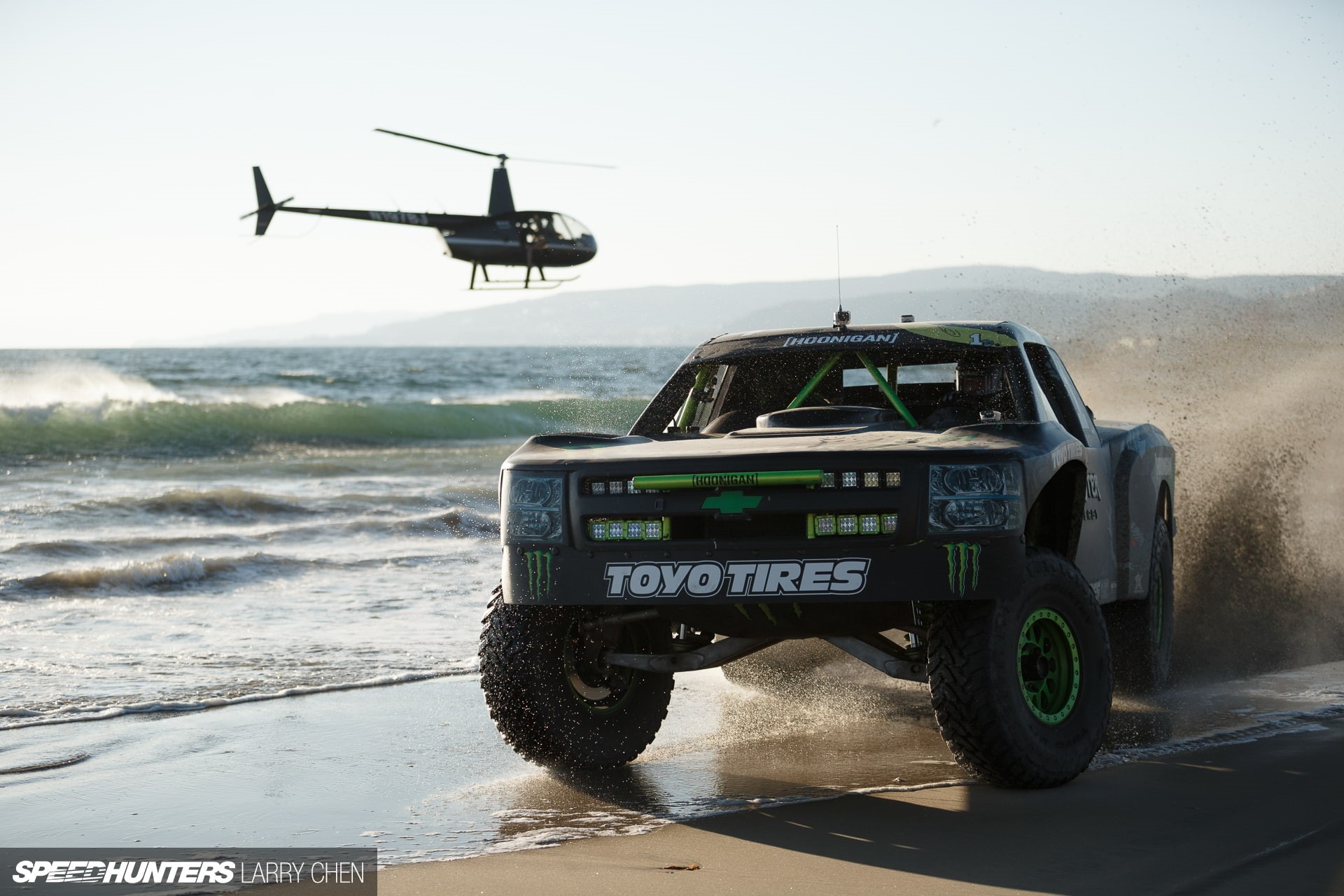 truck, trophy, black, monster, cars, action, chevrolet, silverado, helicopter, 1080P, hd, beach, stop, HD Wallpaper
