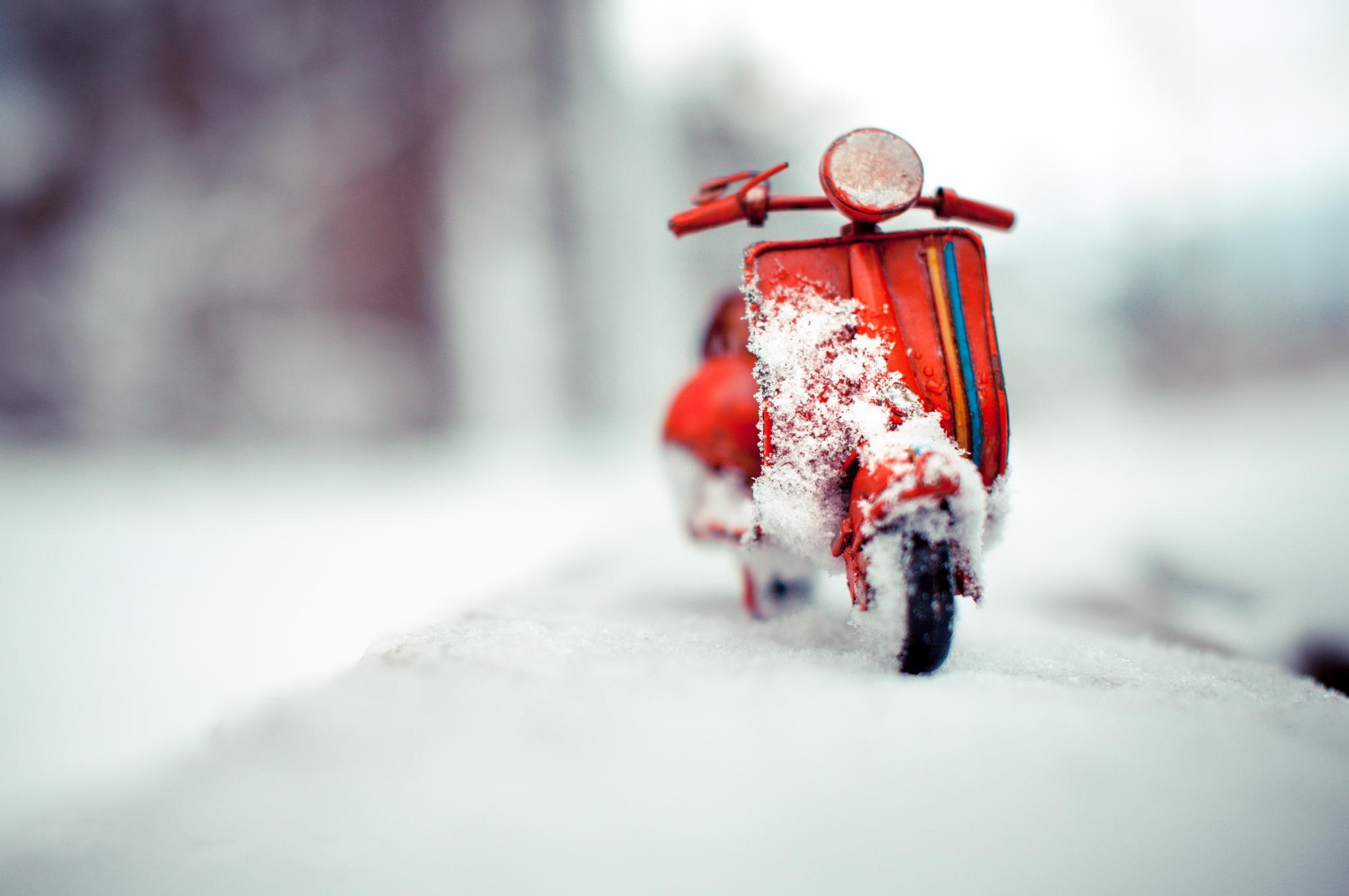 model, scooter, photo, 1080P, shooting, moped, toy, red, Kim Leuenberger, photographer, Vespa, macro, miniature, motor, HD Wallpaper