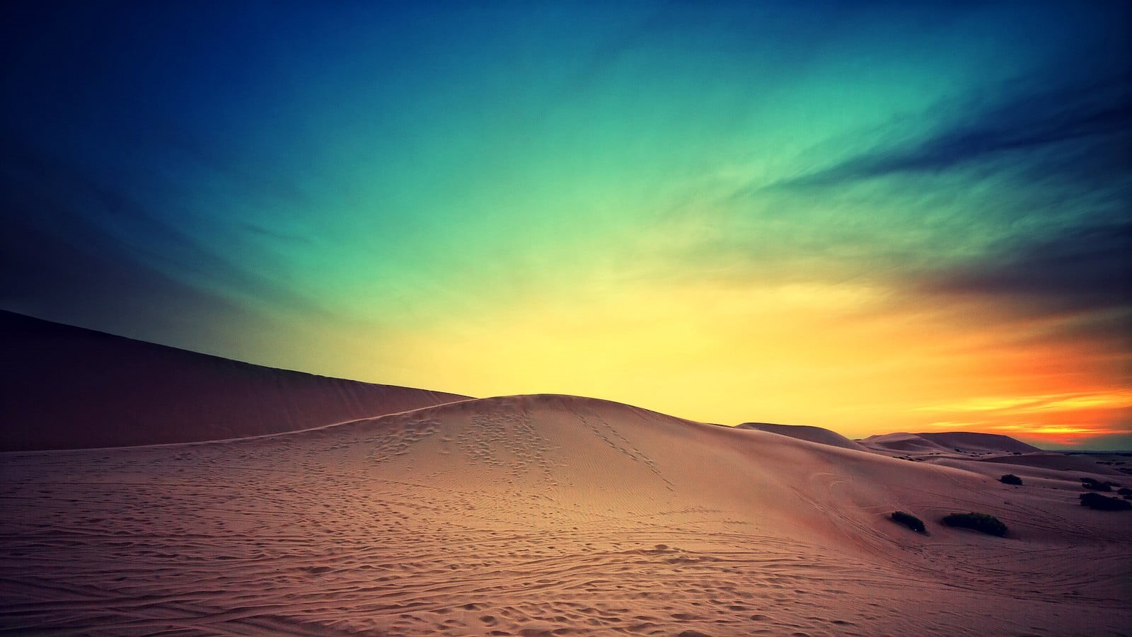 sand dune, beauty in nature, sun, climate, sunlight, bed, sand, 720P, travel, frame, scenics - nature, desert, mountain, mattress, sky, cloud - sky, landscape, HD Wallpaper