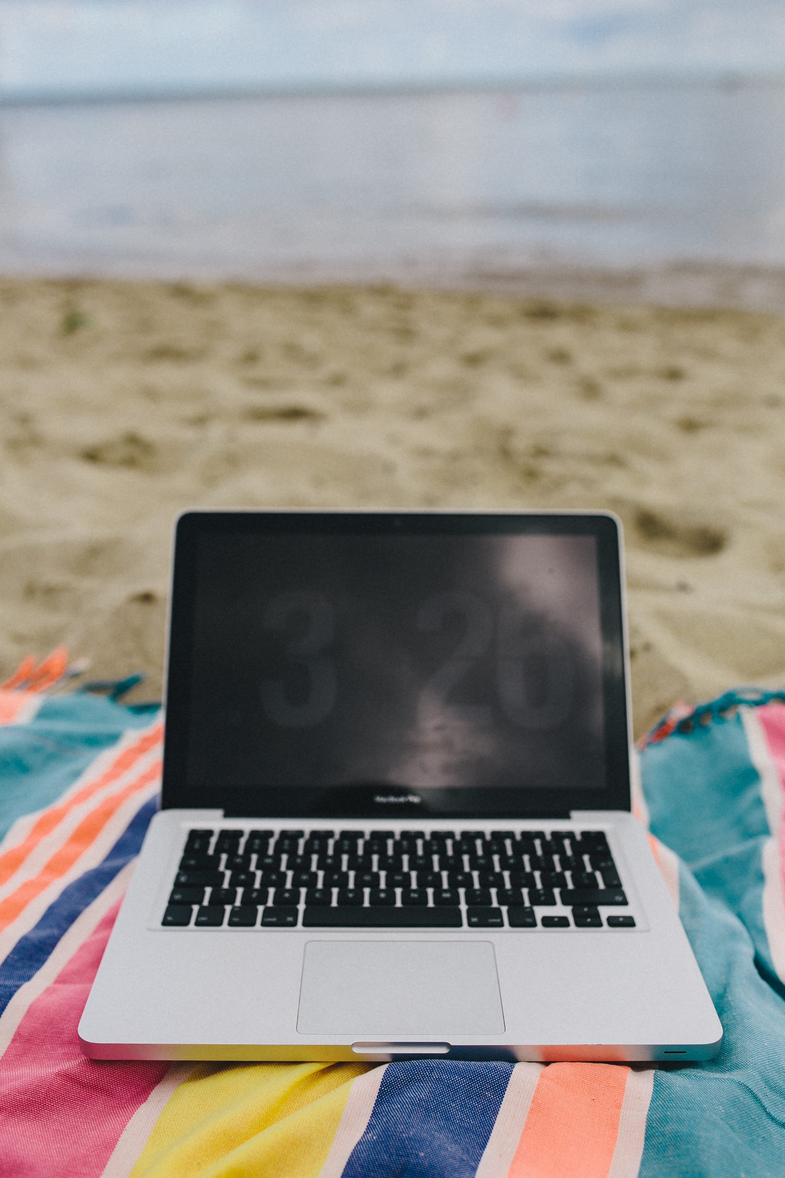 sea, no People, land, outdoors, connection, coastline, screen, portability, focus on foreground, blanket, portable information device, laptop, smart phone, Phone HD Wallpaper