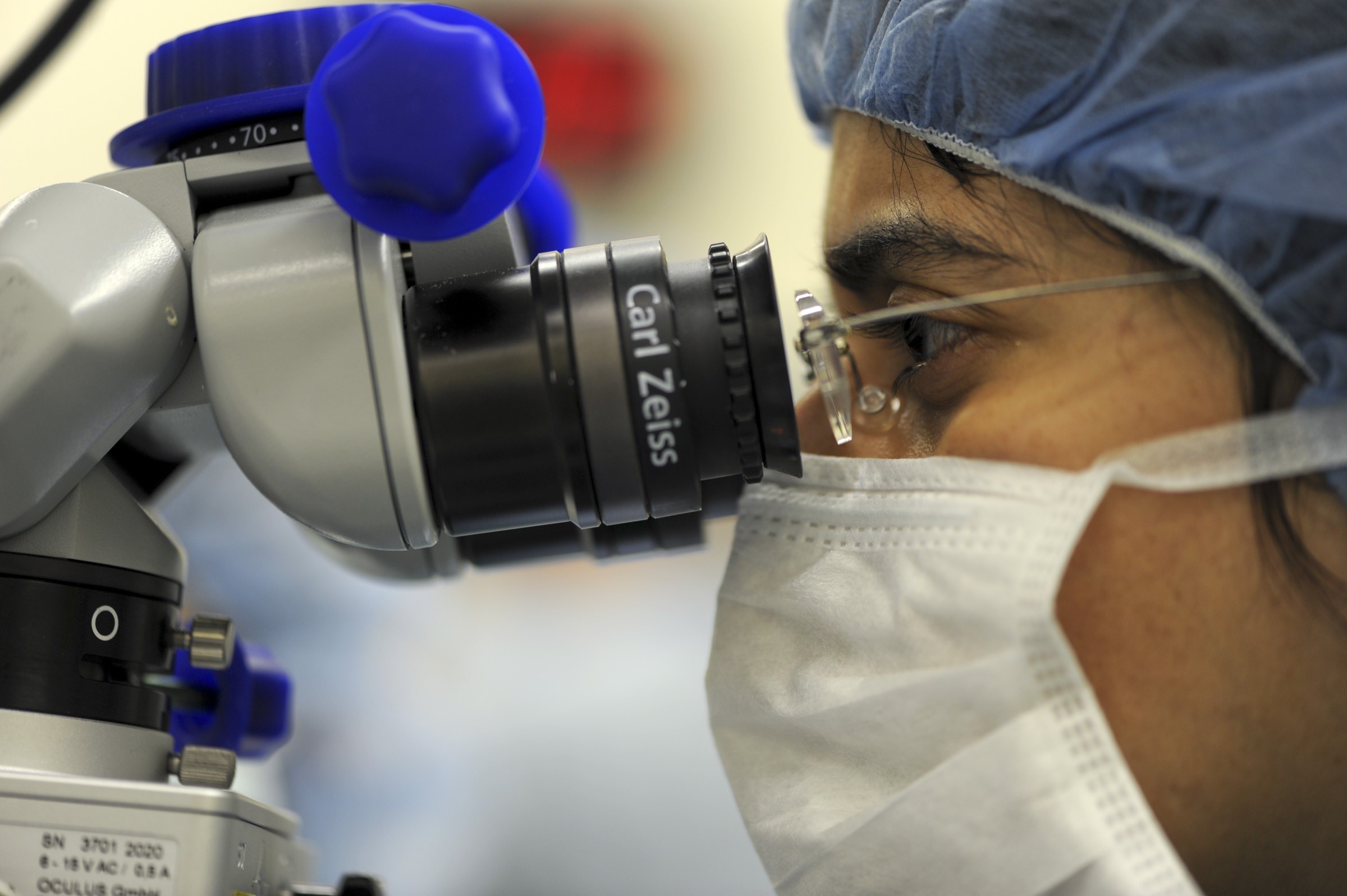 men, medical, indoors, eye, looking, person, operation, looking through an object, technology, 1080P, eye test equipment, adult, glasses, people, procedure, HD Wallpaper