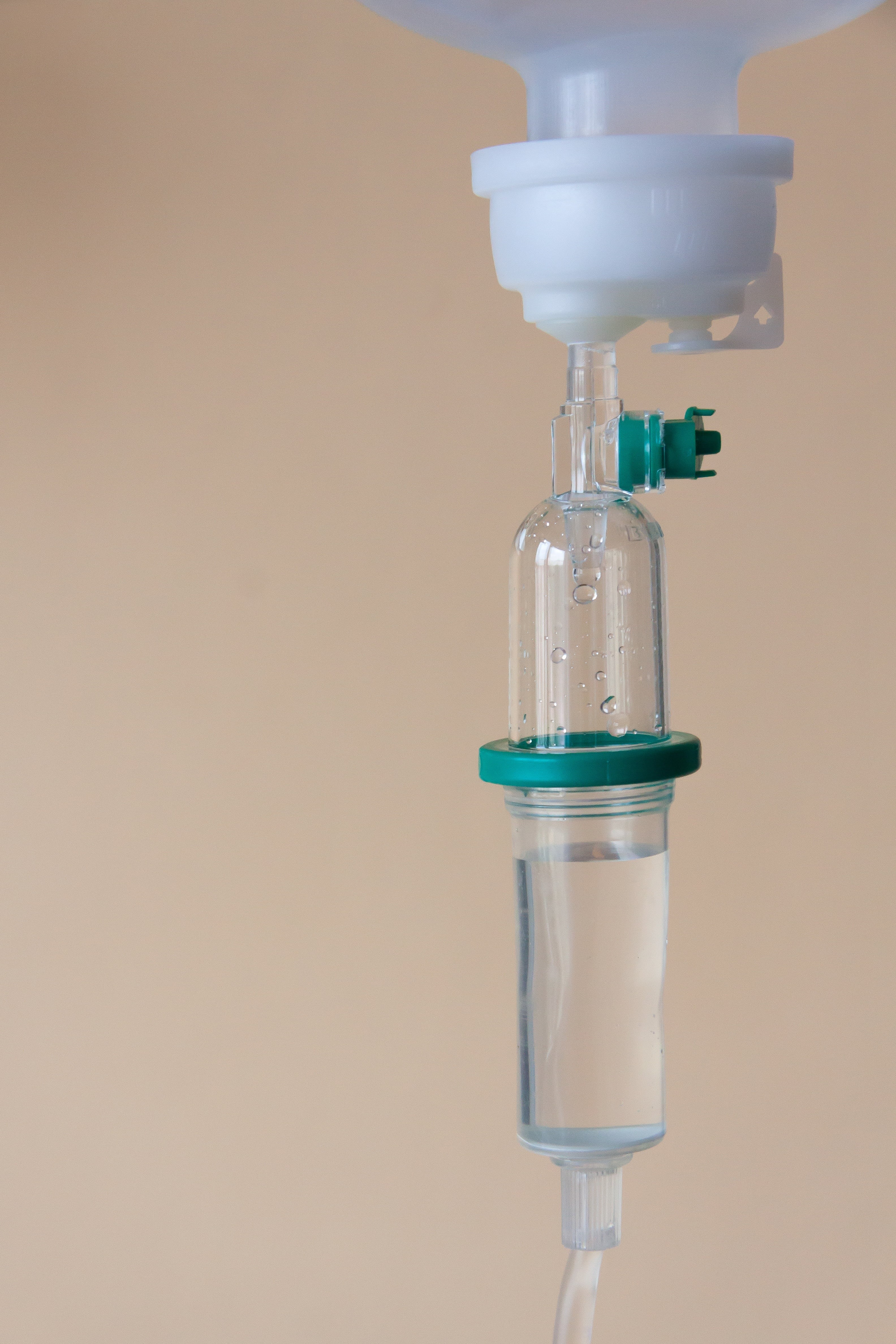 close-up, drip, indoors, infusion, tube, transparent, medical supplies, iv drip, plastic, liquid, antibiotic, medical procedure, copy space, 4K, medicine, Phone HD Wallpaper