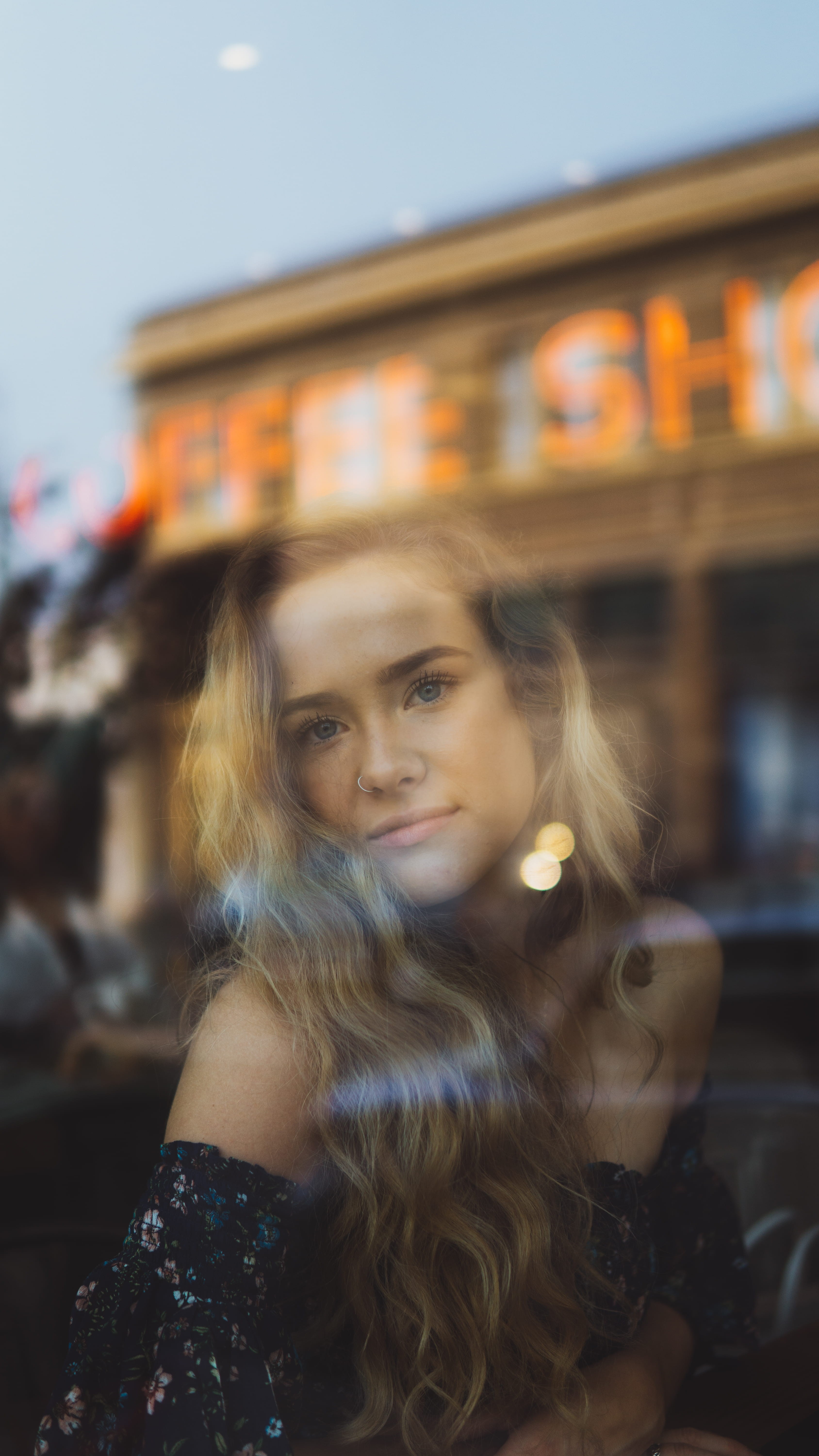 lady, female, only Women, adult, people, bokeh, fun, nose ring, cheerful, women, urban Scene, human Face, smiling, one Person, blue, city Life, taking, Phone HD Wallpaper