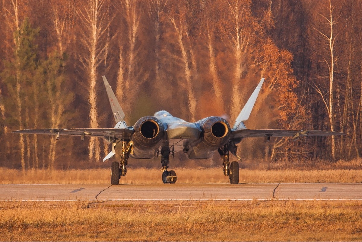 military, 480P, mode of transportation, nature, land, transportation, tree, Sukhoi T-50, motion, landscape, aerospace industry, technology, airplane, PAK FA, HD Wallpaper