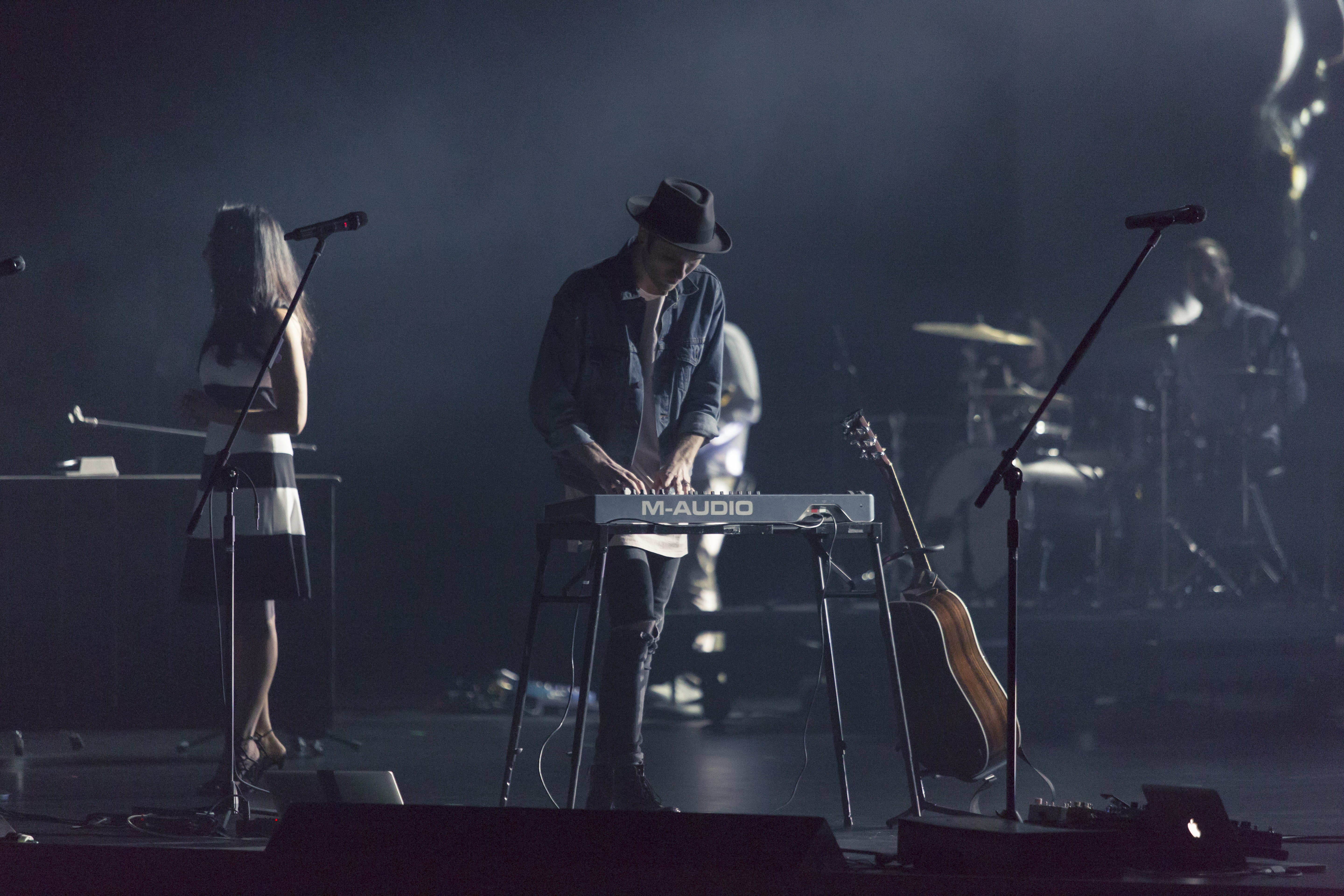 electronic, sound, black, guitar, band, performance, stage Light, playing, musician, real people, photography, group, macro shot, two people, musical equipment, HD Wallpaper