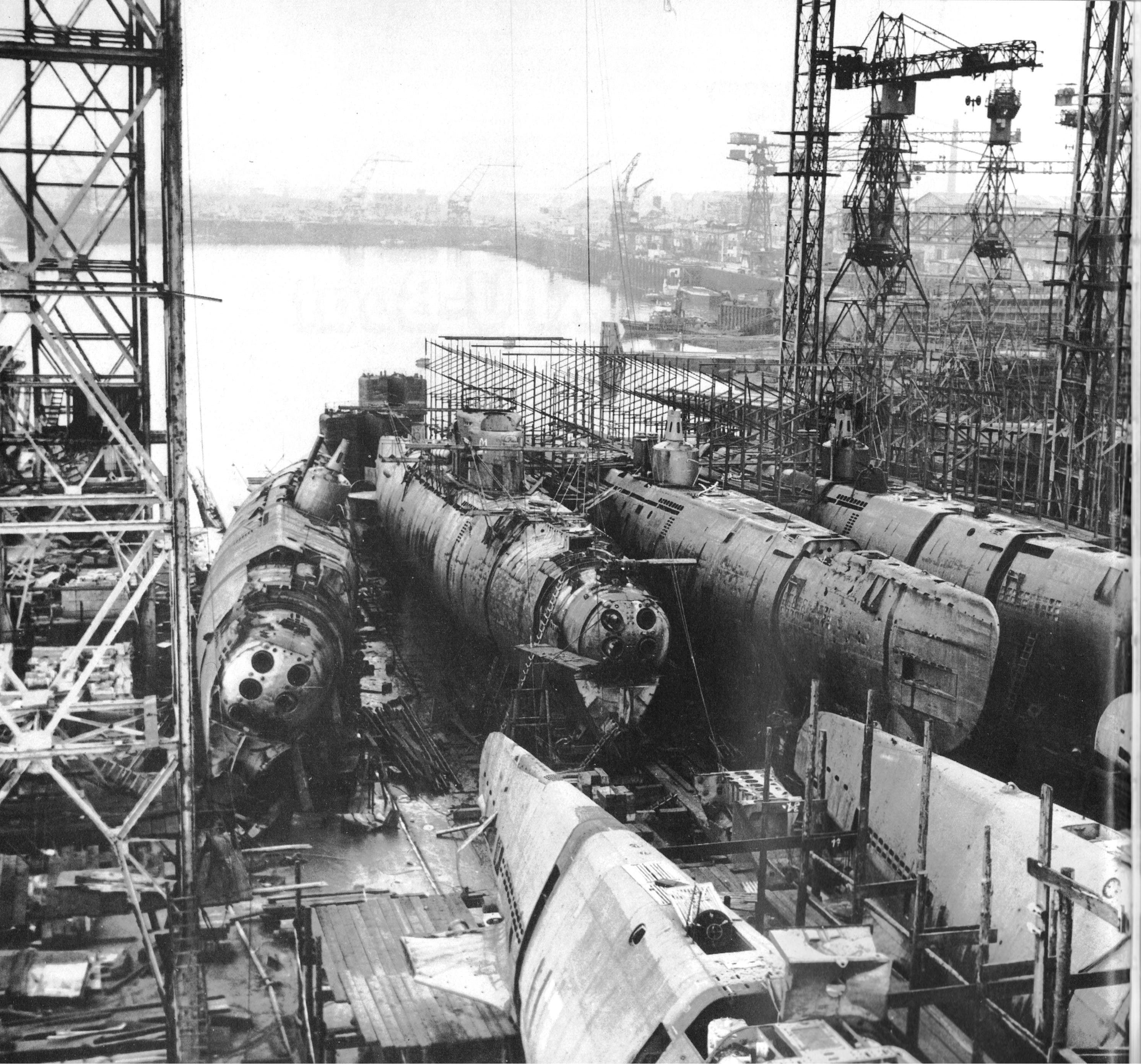 old, submarine, pollution, factory, vehicle, metal, vintage, transportation, fuel and power generation, nature, built structure, decline, connection, rusty, HD Wallpaper