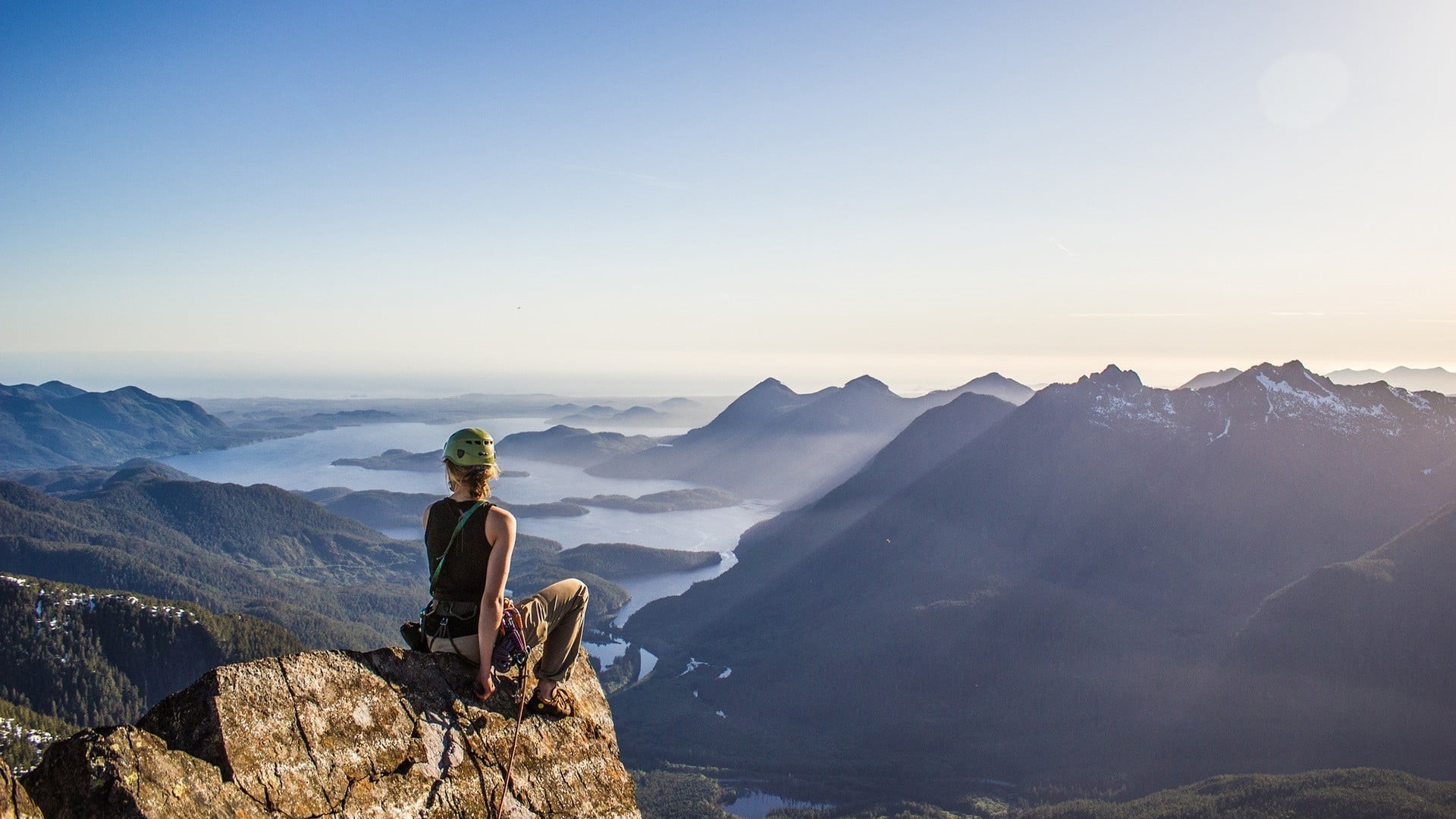 mountain peak, mountain range, clothing, freedom, mist, women, one person, scenics - nature, outdoors, sky, long hair, tranquility, adventure, standing, HD Wallpaper