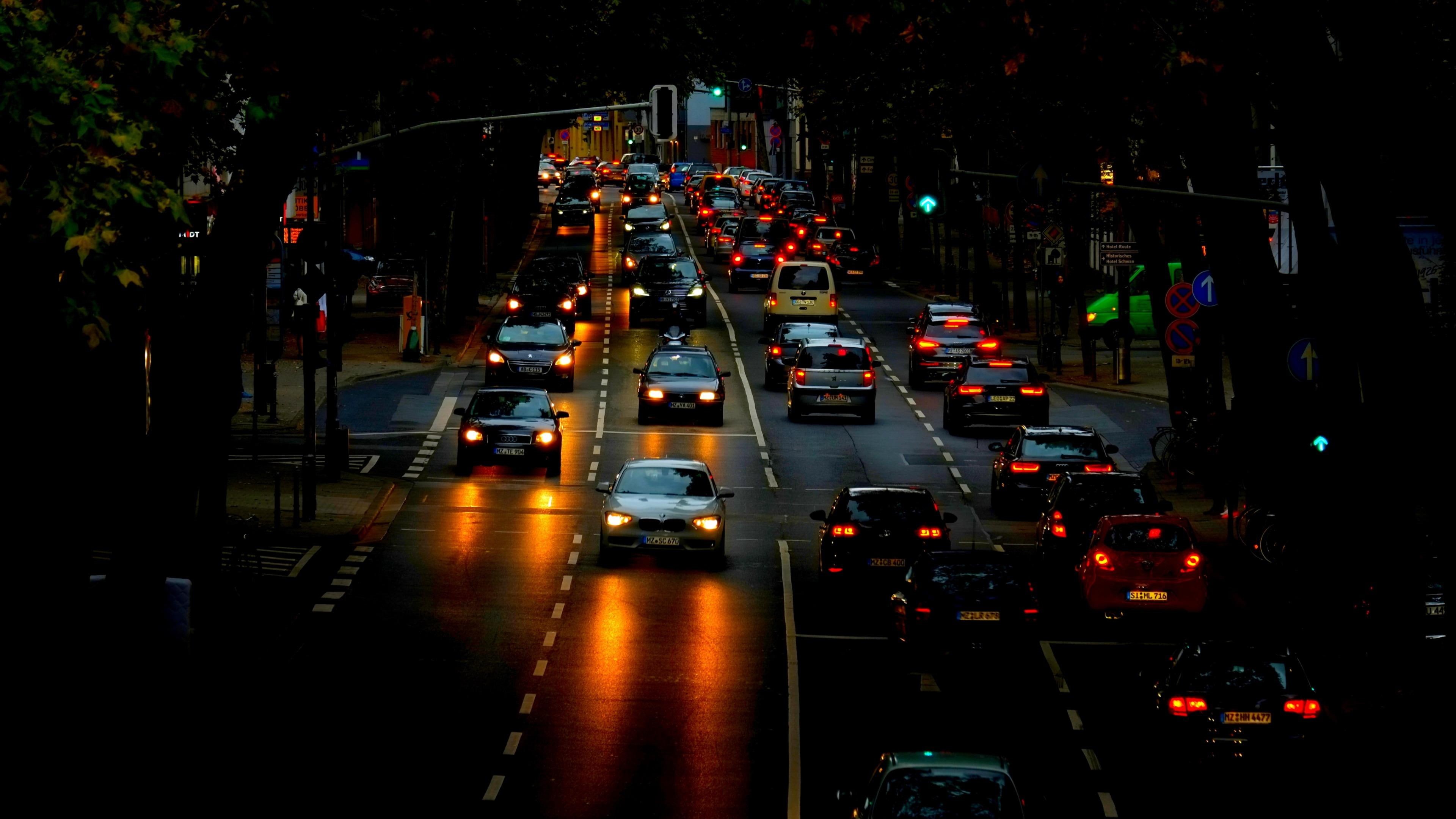 night, street, lamp, cars, mainz, drive, city, evening, europe, darkness, rheinstrasse, dusk, road, germany, 4K, traffic, HD Wallpaper
