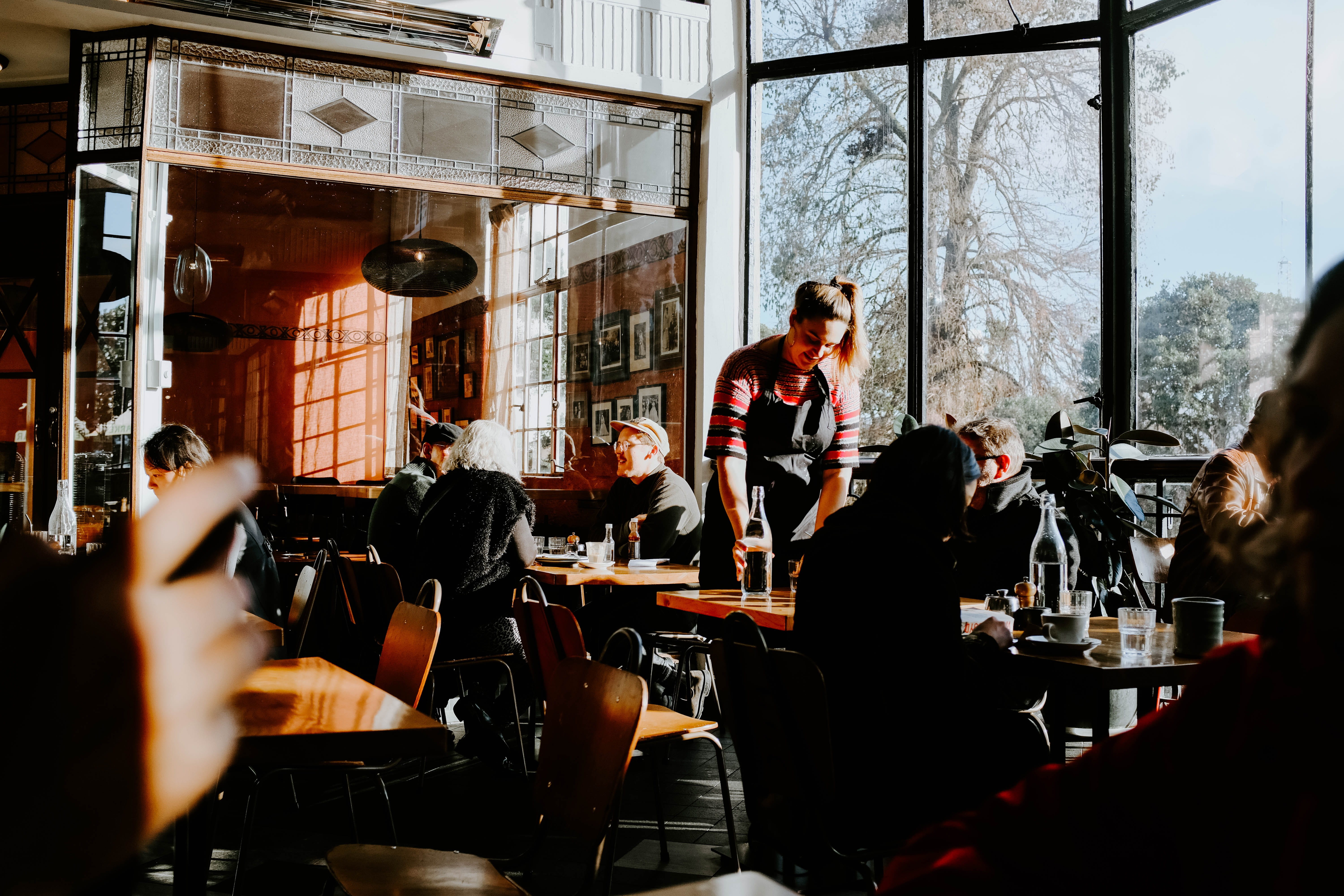 meal, 5K, window, lifestyles, day, dining table, drink, people, person, men, glass, indoors, cafeteria, door, business, architecture, waitress, chair, HD Wallpaper