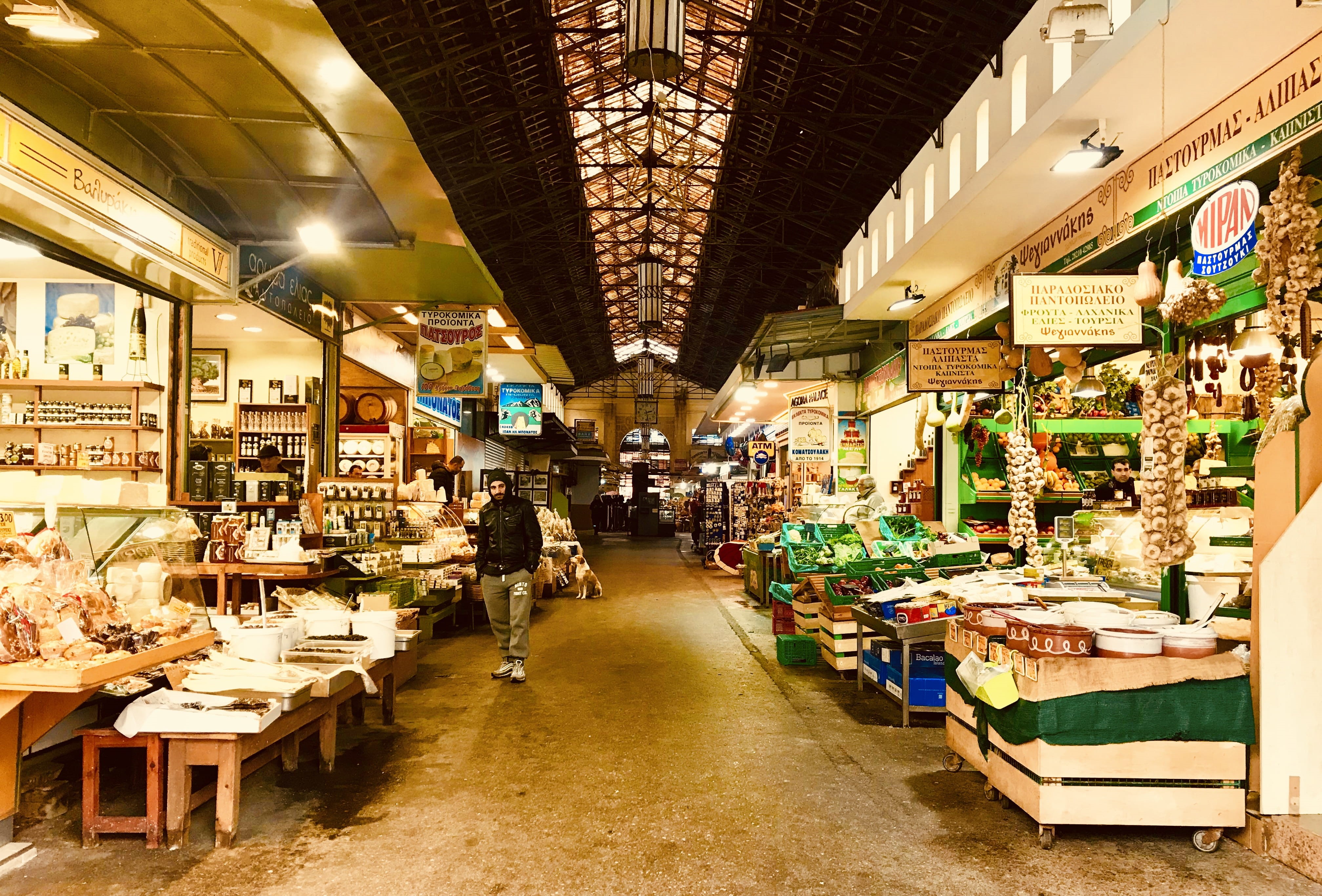 wood, lighting equipment, real people, street market, bookstore, chania public market, shopping, deli, table, bazaar, city, plant, incidental people, person, HD Wallpaper