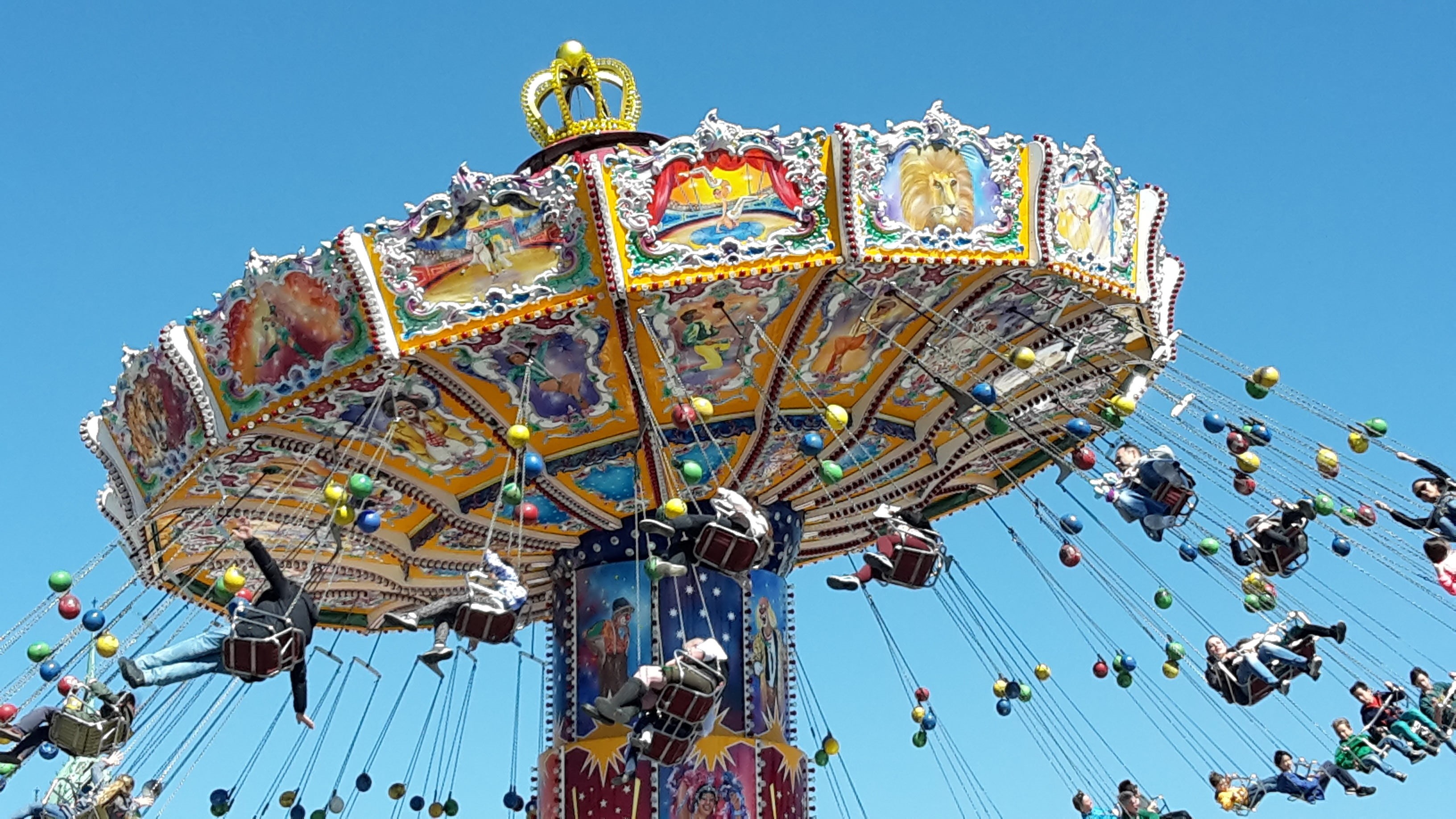 carousel, traveling carnival, large group of people, blue, fun, 2K, amusement park ride, crowd, dom, theresienwiese, real people, enjoyment, fair, ride, HD Wallpaper