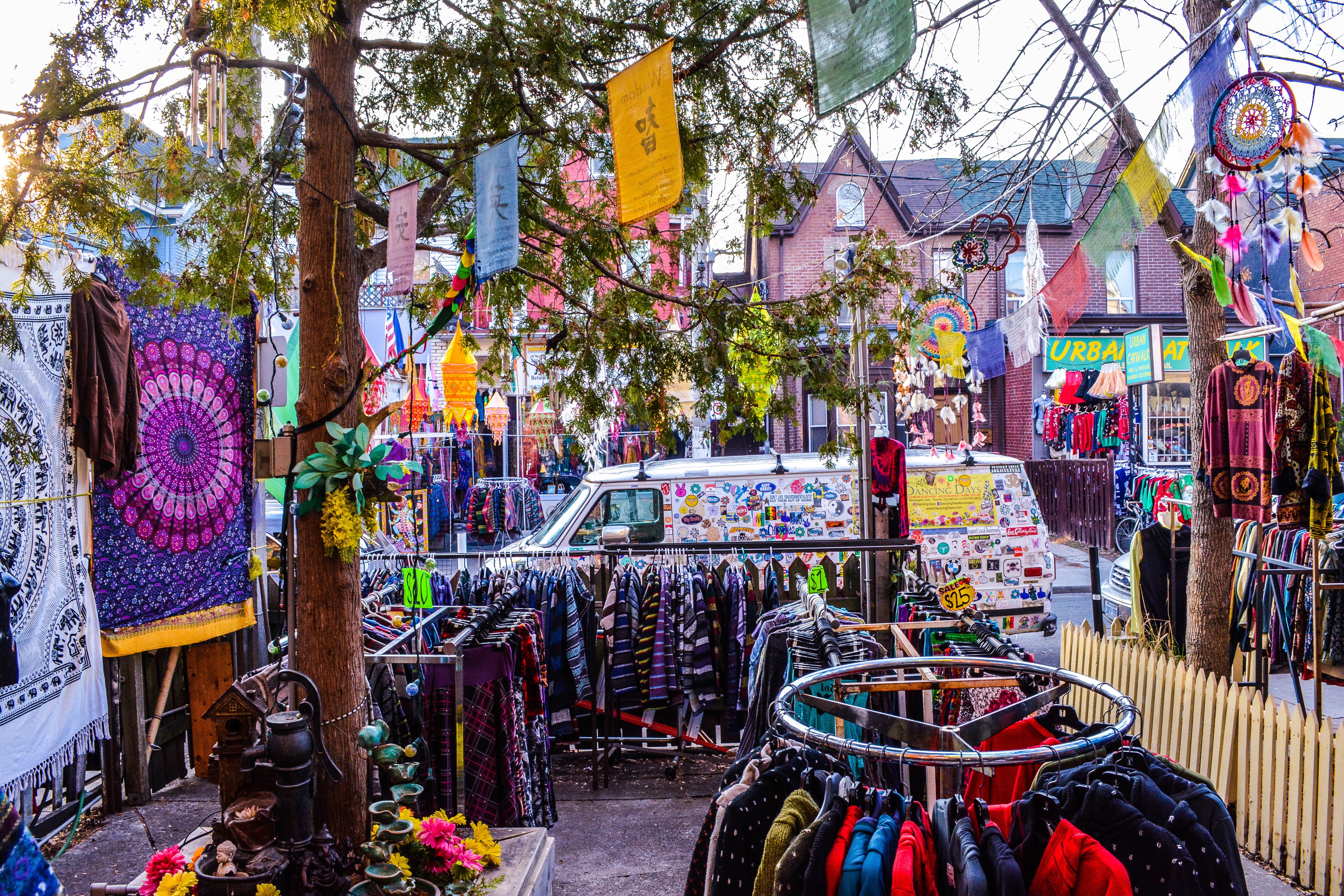 kensington, for sale, 5K, architecture, van, travels, street market, city, building exterior, nature, hippie, retail display, street, built structure, HD Wallpaper