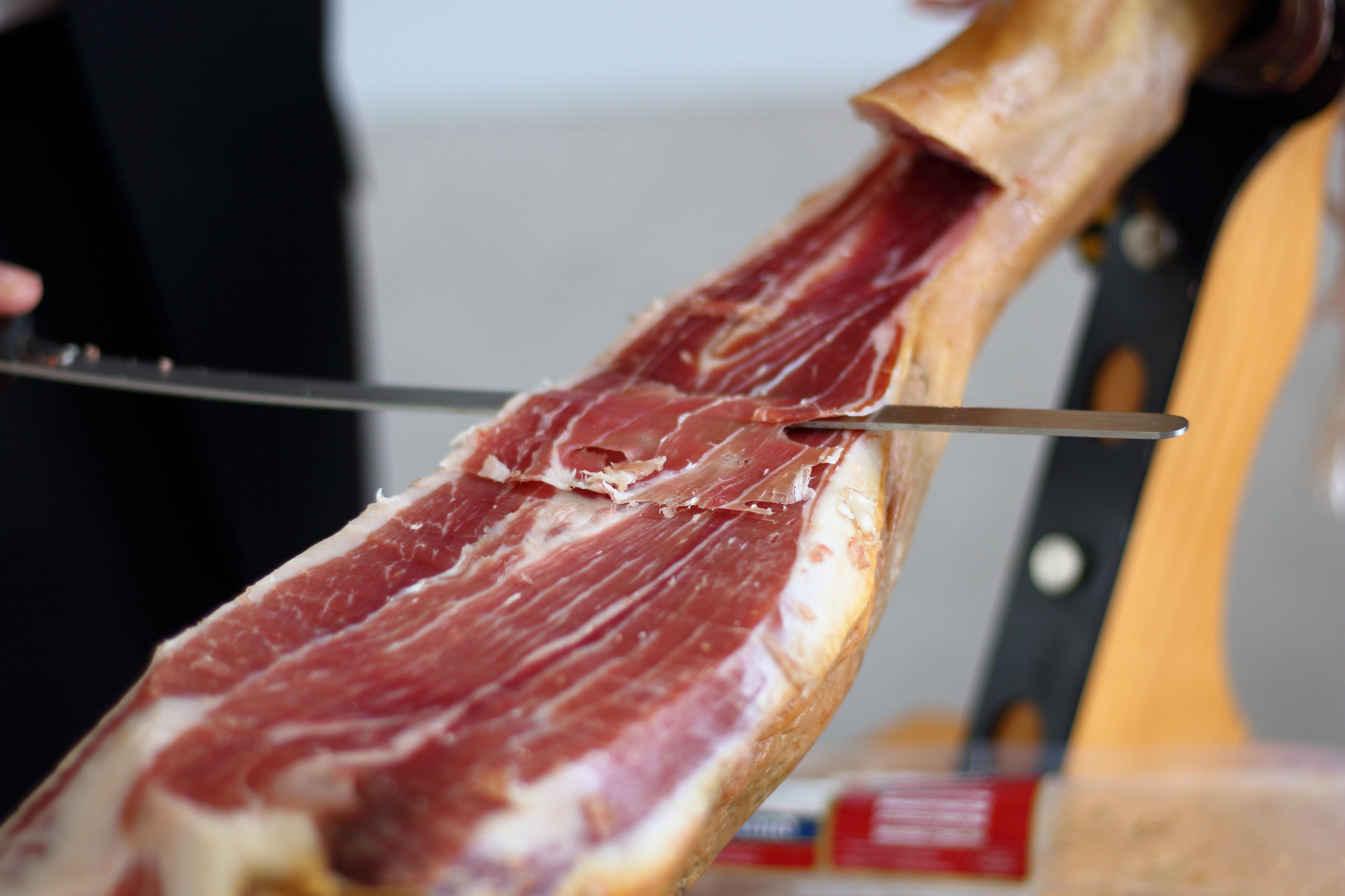freshness, still life, selective focus, delicatessen, raw food, jamon, focus on foreground, serano, close-up, food and drink, tasty, pork, no people, indoors, HD Wallpaper