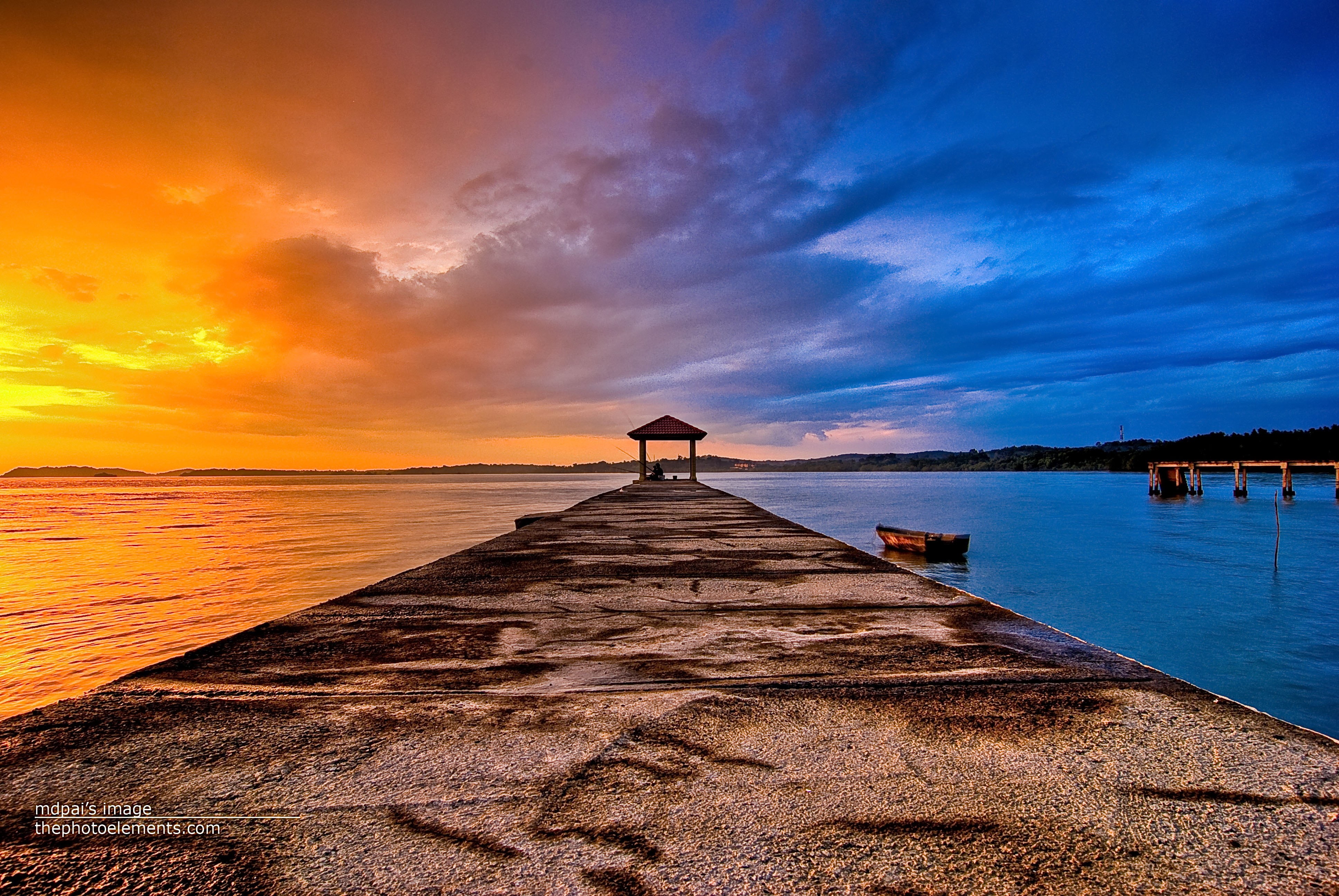 dual, com, water, beach, pasir panjang, blue and yellow, yellow sky, nikon, pier, black, dock, wood - Material, jetty, gazebo, vacations, outdoors, sea, HD Wallpaper